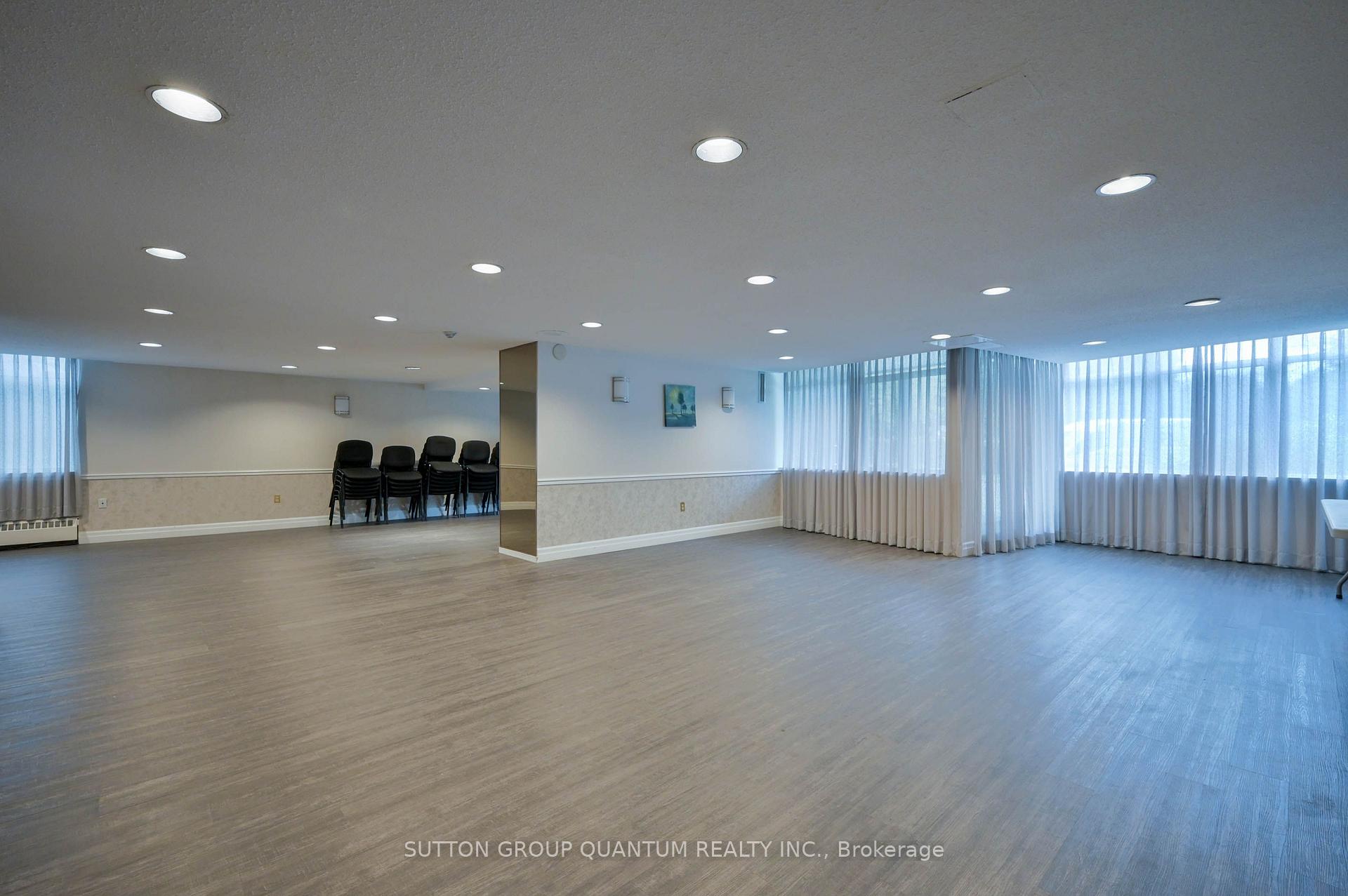 Photo 36 of Unit Ph04, 3100 Kirwin Avenue, Mississauga, Cooksville — HOMEH
