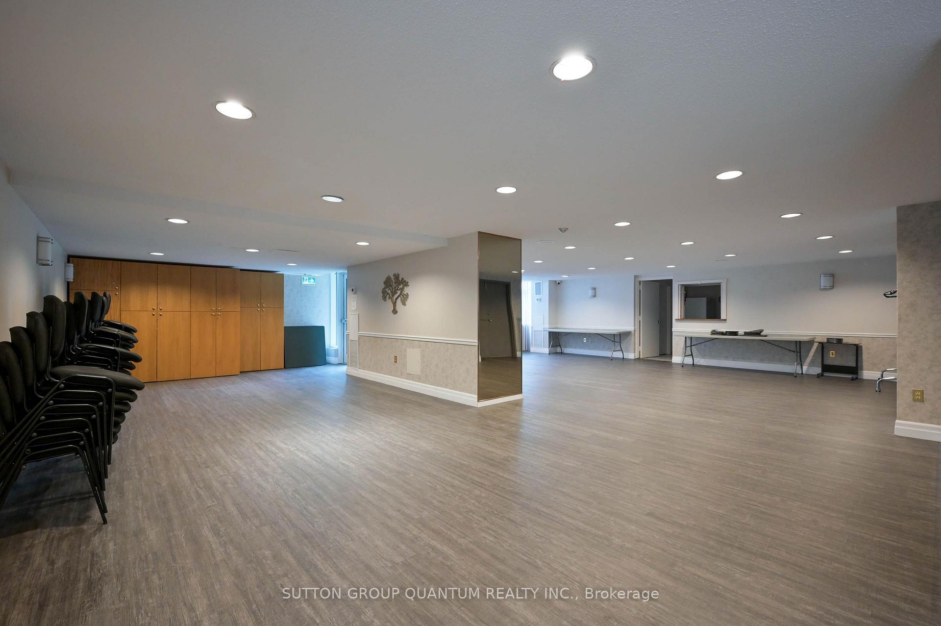 Photo 37 of Unit Ph04, 3100 Kirwin Avenue, Mississauga, Cooksville — HOMEH