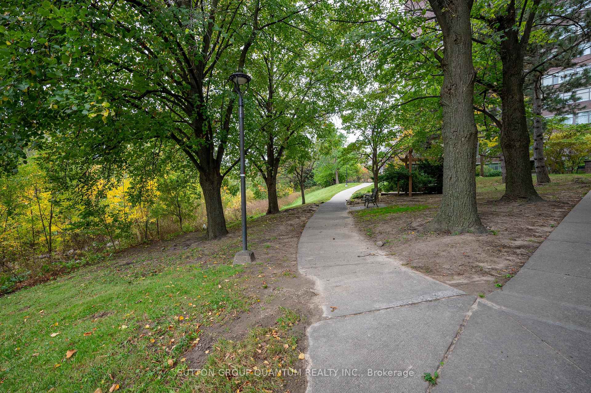 Photo 40 of Unit Ph04, 3100 Kirwin Avenue, Mississauga, Cooksville — HOMEH