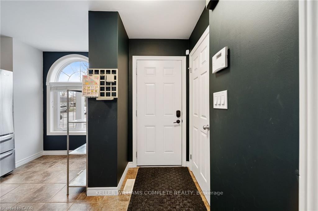 Photo 9 of Unit 27, 68A Main Street N, Haldimand — HOMEH