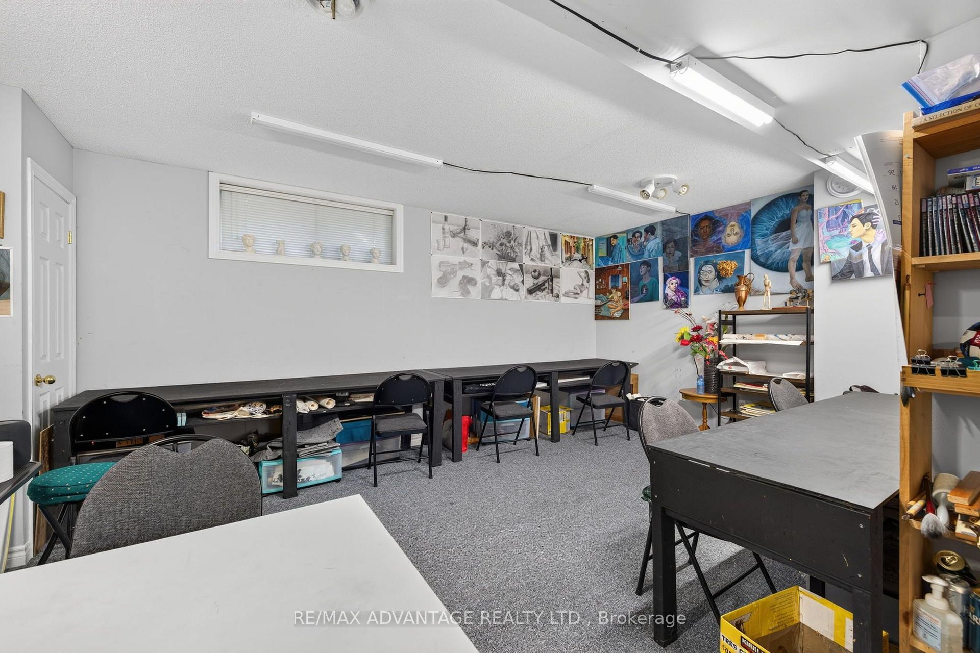Photo 18 of Unit 24, 270 North Centre Road, London, North R — HOMEH