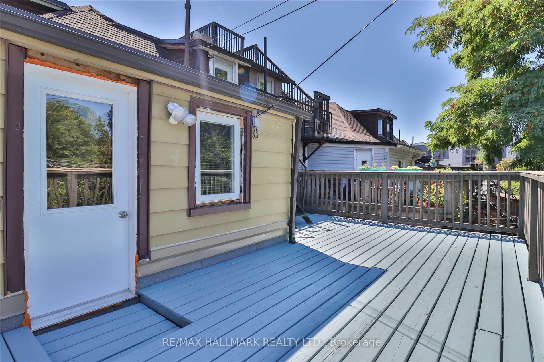 Photo 20 of Unit 2nd Fl, 880 College Street, Toronto, Palmerston-Little Italy — HOMEH