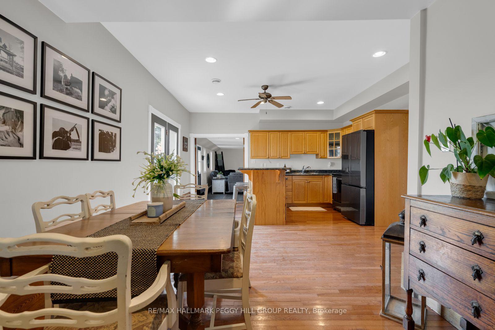 Photo 5 of 4295 Horseshoe Valley Road W, Springwater, Rural Springwater — HOMEH