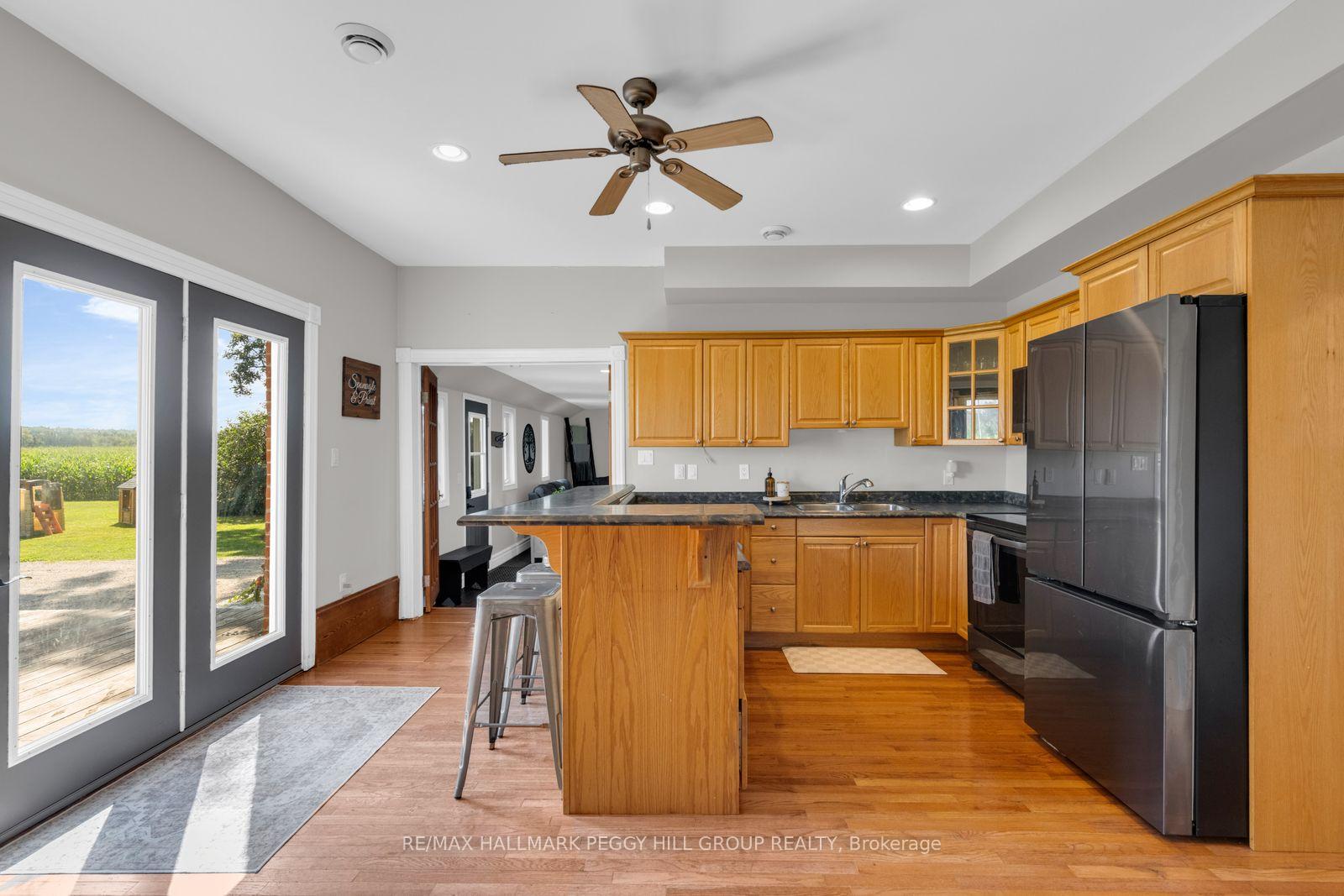 Photo 6 of 4295 Horseshoe Valley Road W, Springwater, Rural Springwater — HOMEH