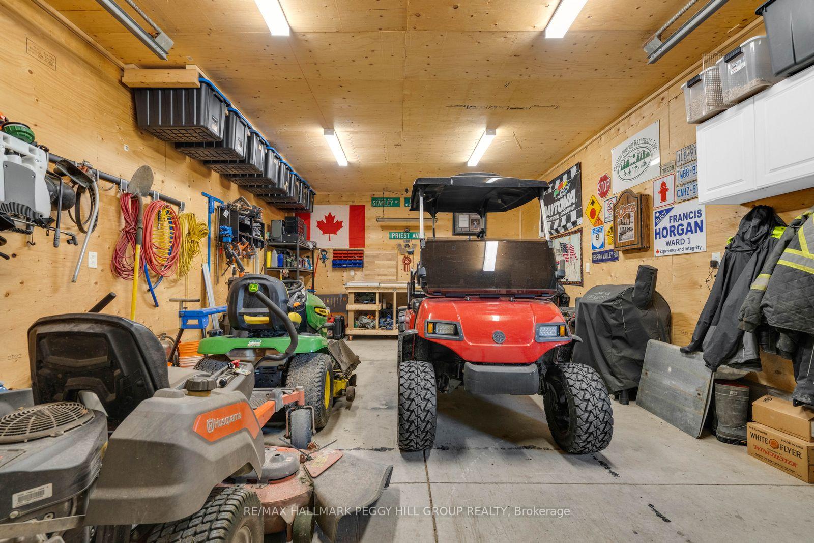 Photo 20 of 4295 Horseshoe Valley Road W, Springwater, Rural Springwater — HOMEH