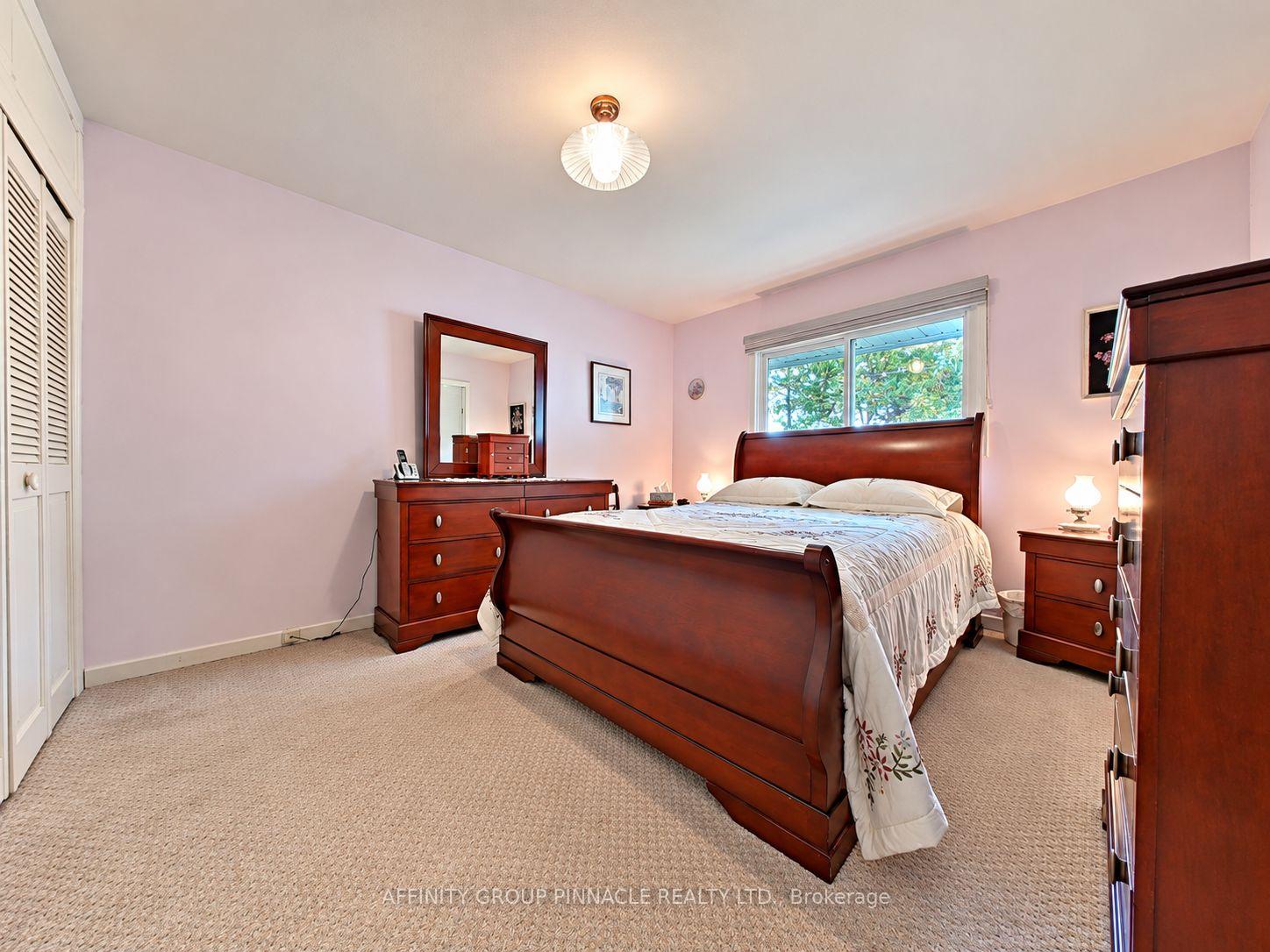 Photo 17 of 30 Cove Road, Kawartha Lakes, Fenelon Falls — HOMEH