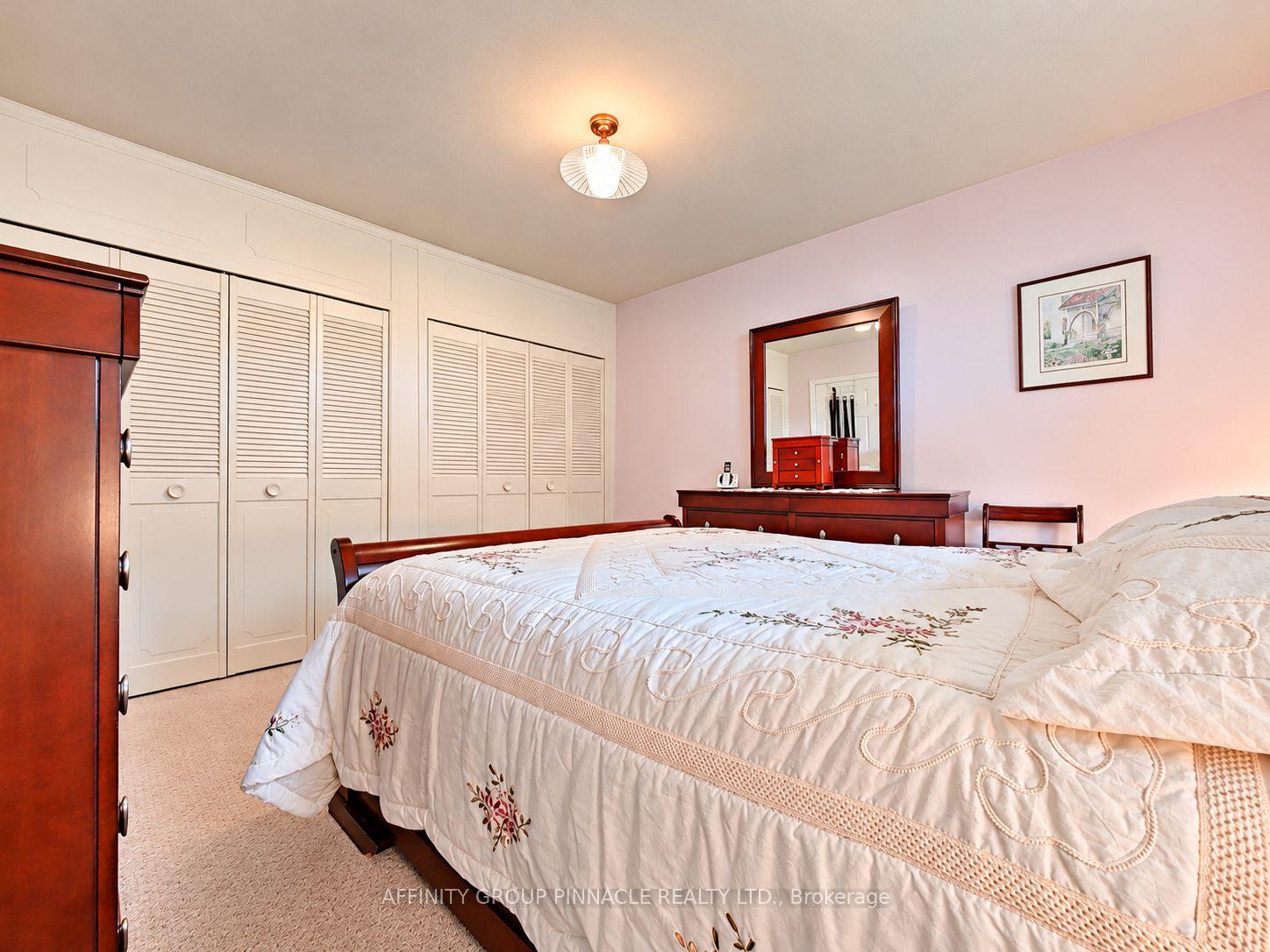 Photo 18 of 30 Cove Road, Kawartha Lakes, Fenelon Falls — HOMEH
