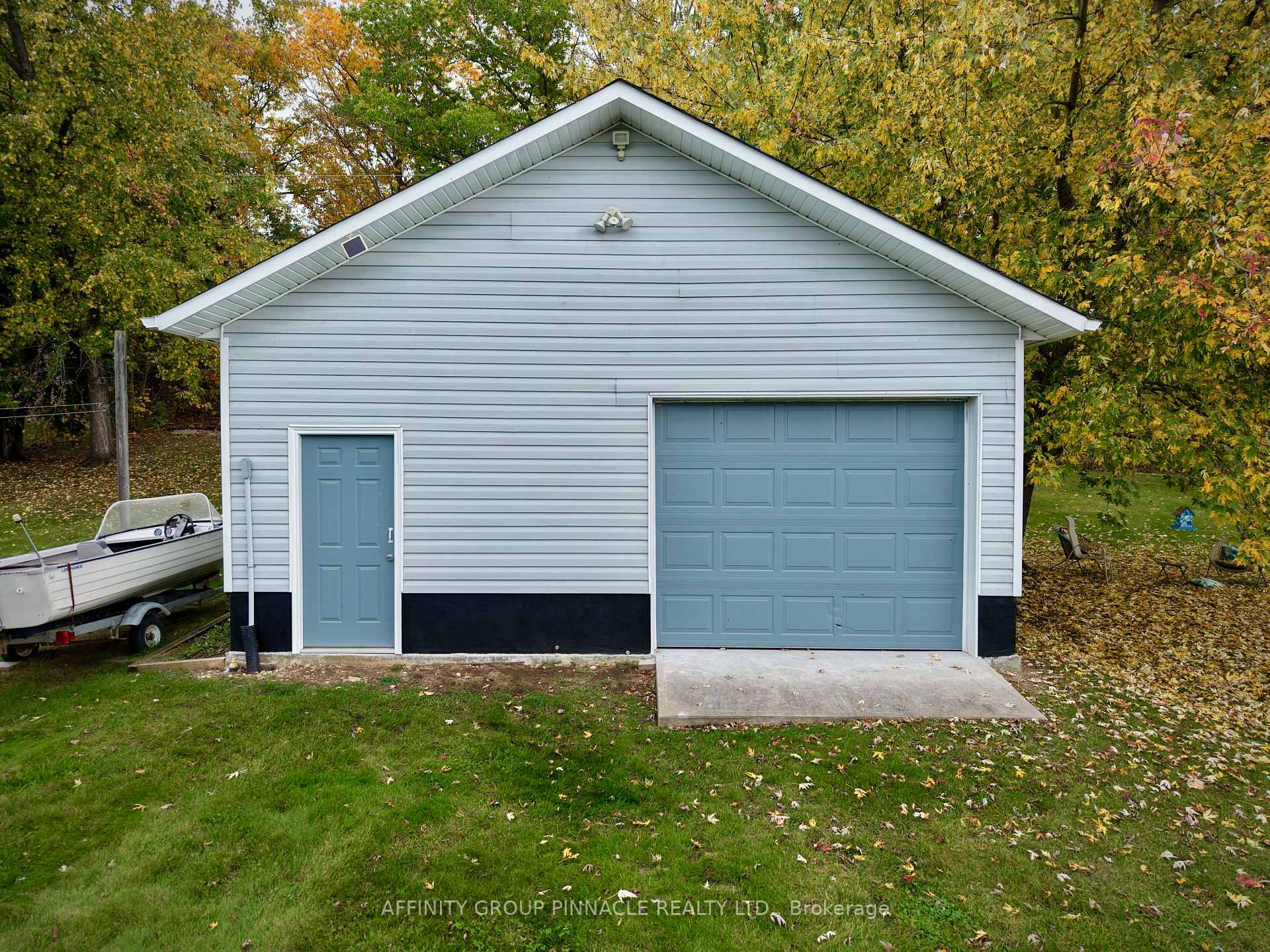 Photo 34 of 30 Cove Road, Kawartha Lakes, Fenelon Falls — HOMEH