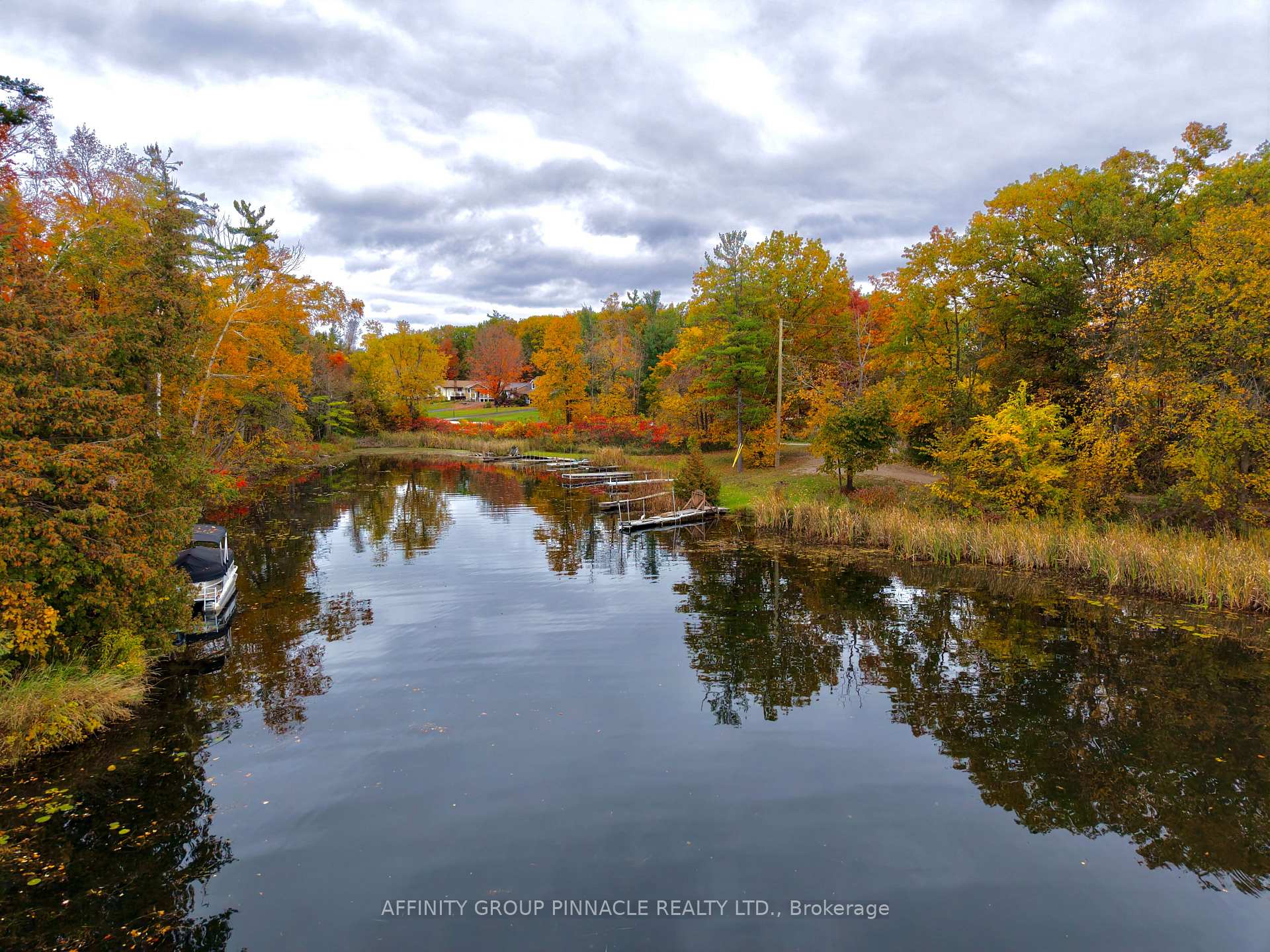 Photo 40 of 30 Cove Road, Kawartha Lakes, Fenelon Falls — HOMEH