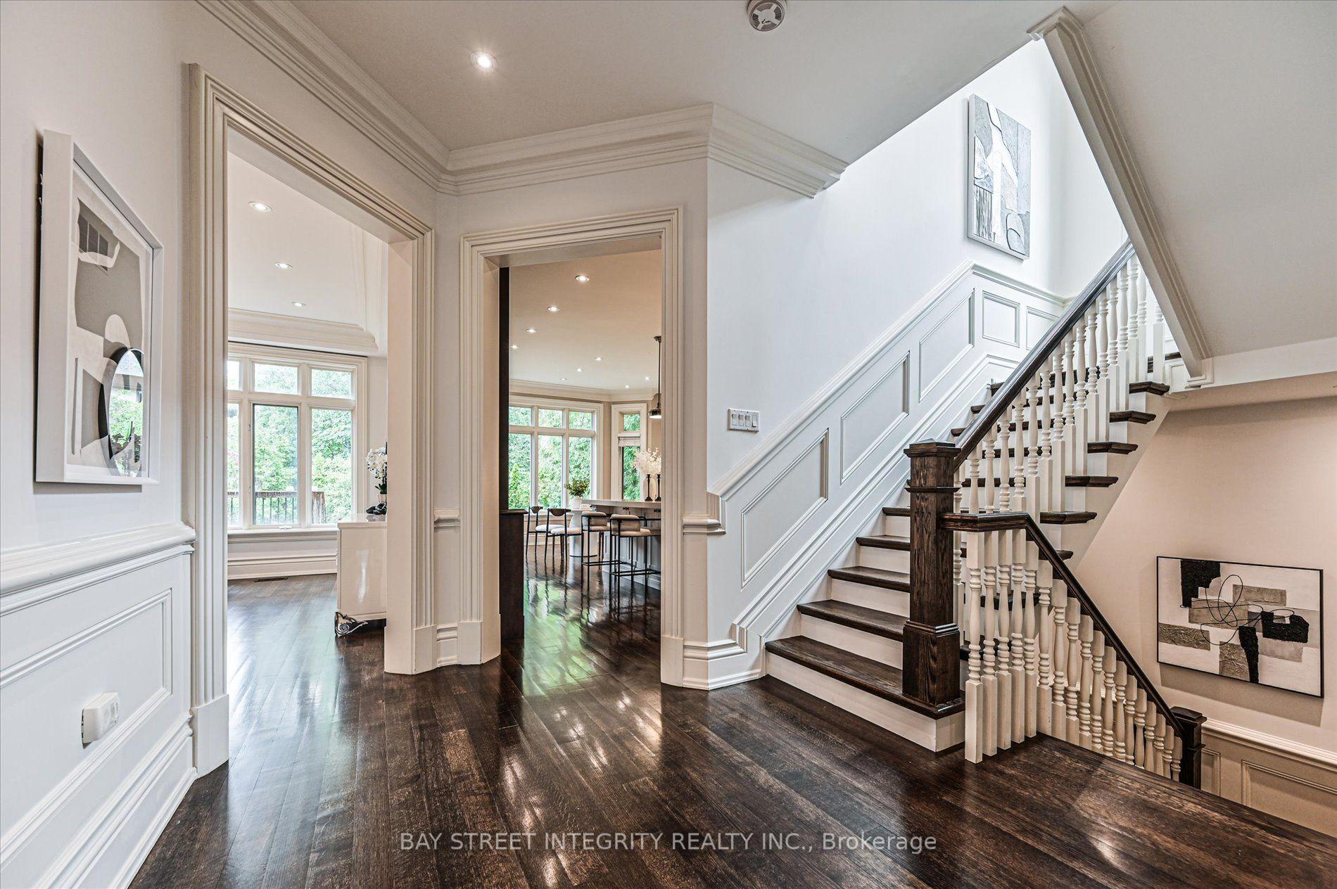 Photo 23 of 5 Westgrove Crescent, Toronto, Bedford Park-Nortown — HOMEH