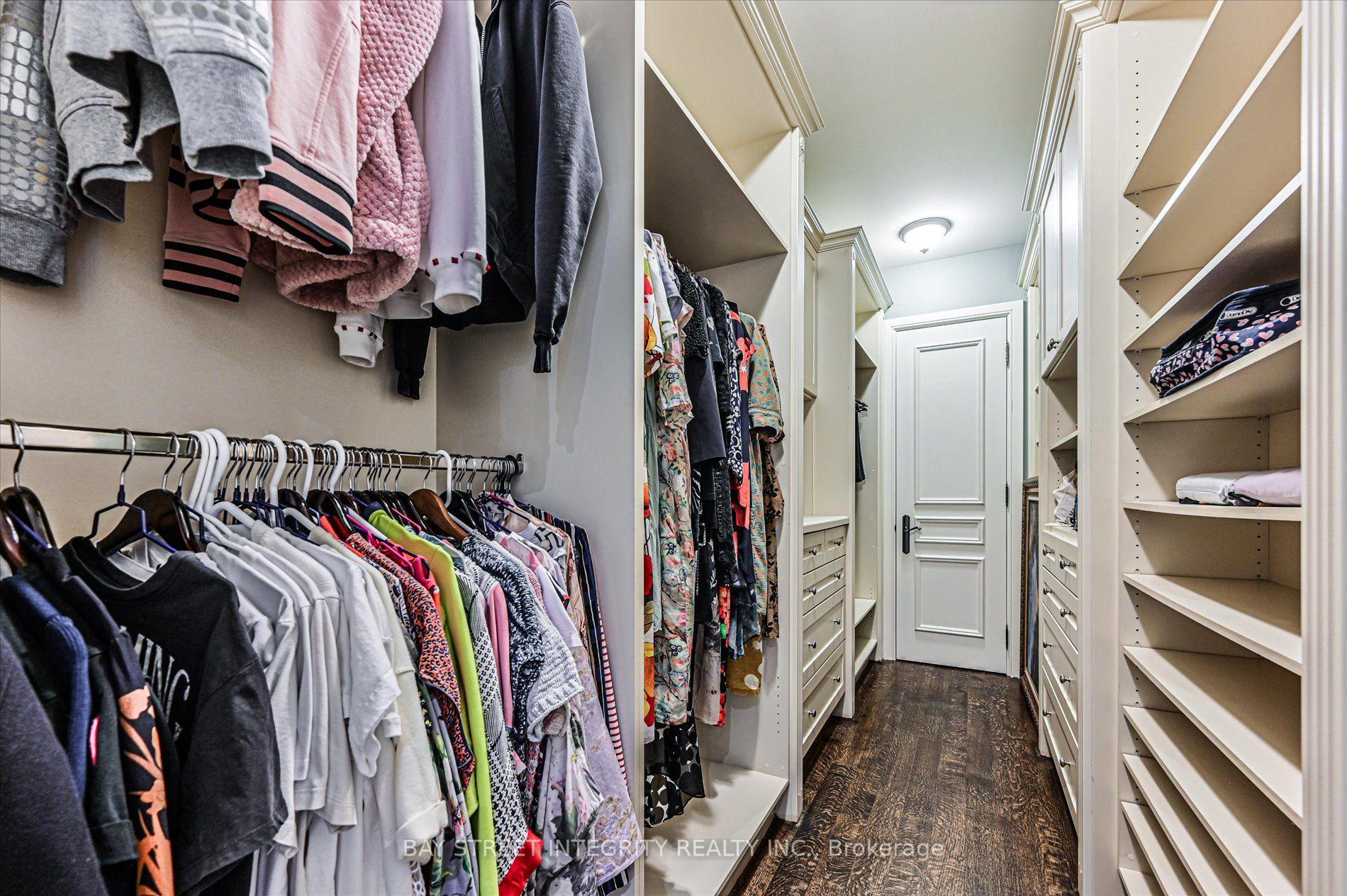 Photo 28 of 5 Westgrove Crescent, Toronto, Bedford Park-Nortown — HOMEH