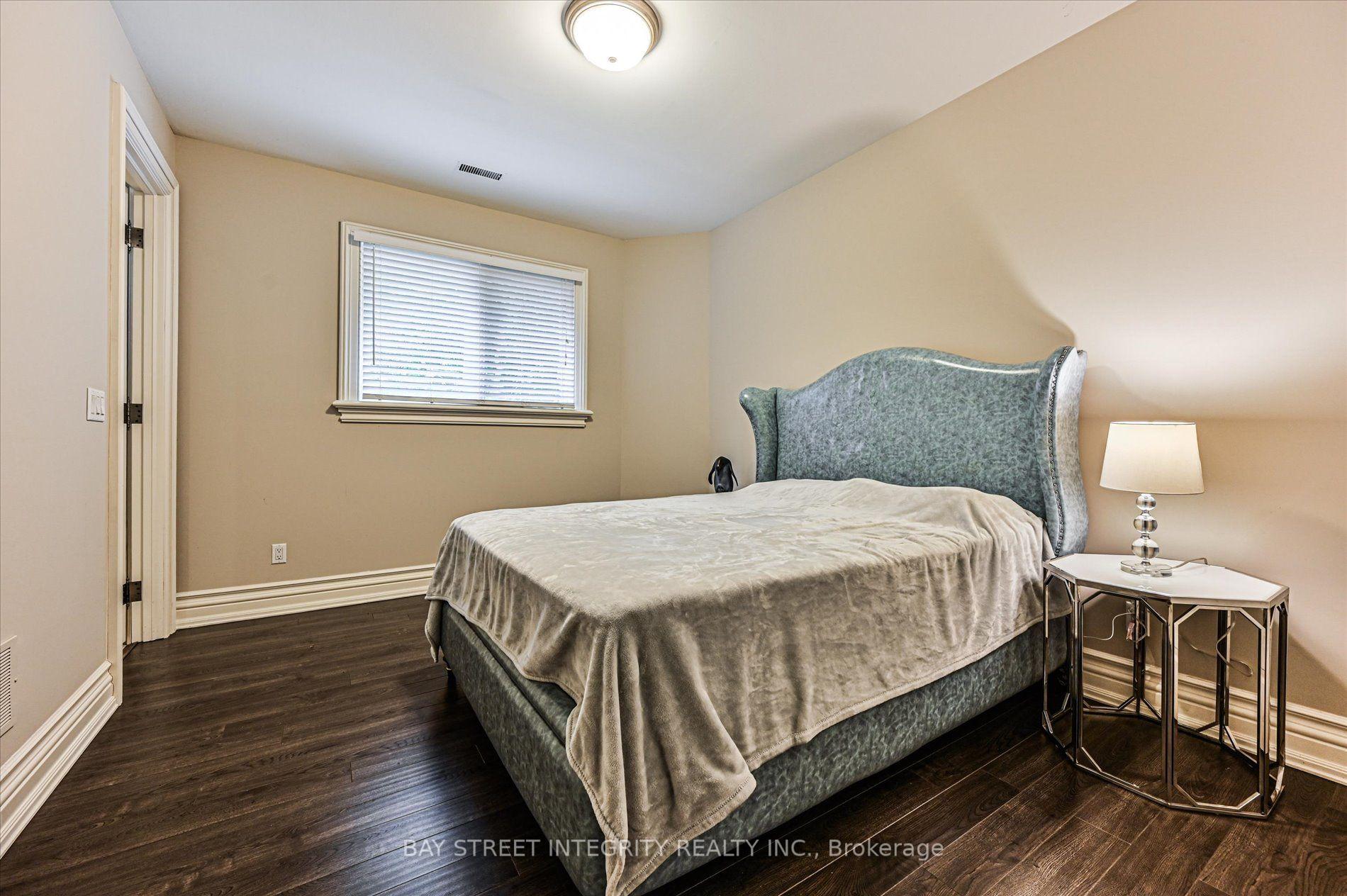 Photo 41 of 5 Westgrove Crescent, Toronto, Bedford Park-Nortown — HOMEH