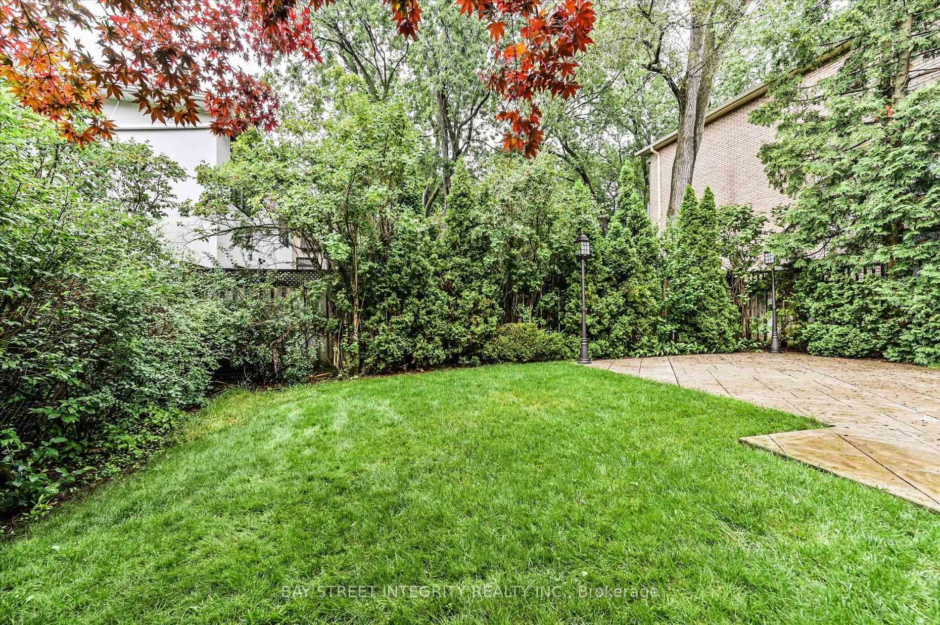 Photo 48 of 5 Westgrove Crescent, Toronto, Bedford Park-Nortown — HOMEH
