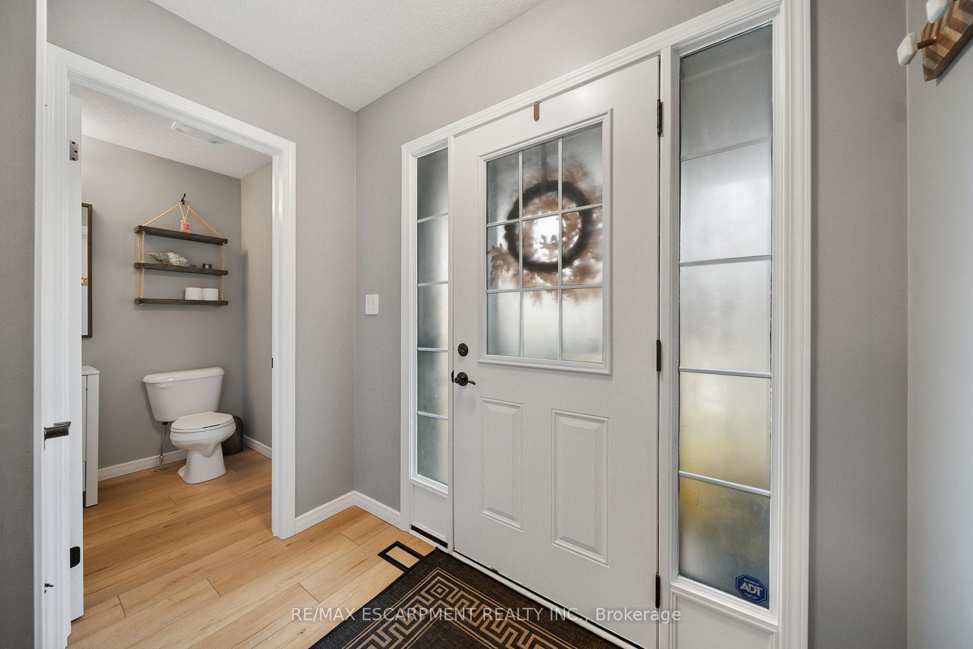 Photo 5 of 4 Basswood Road, Norfolk, Simcoe — HOMEH