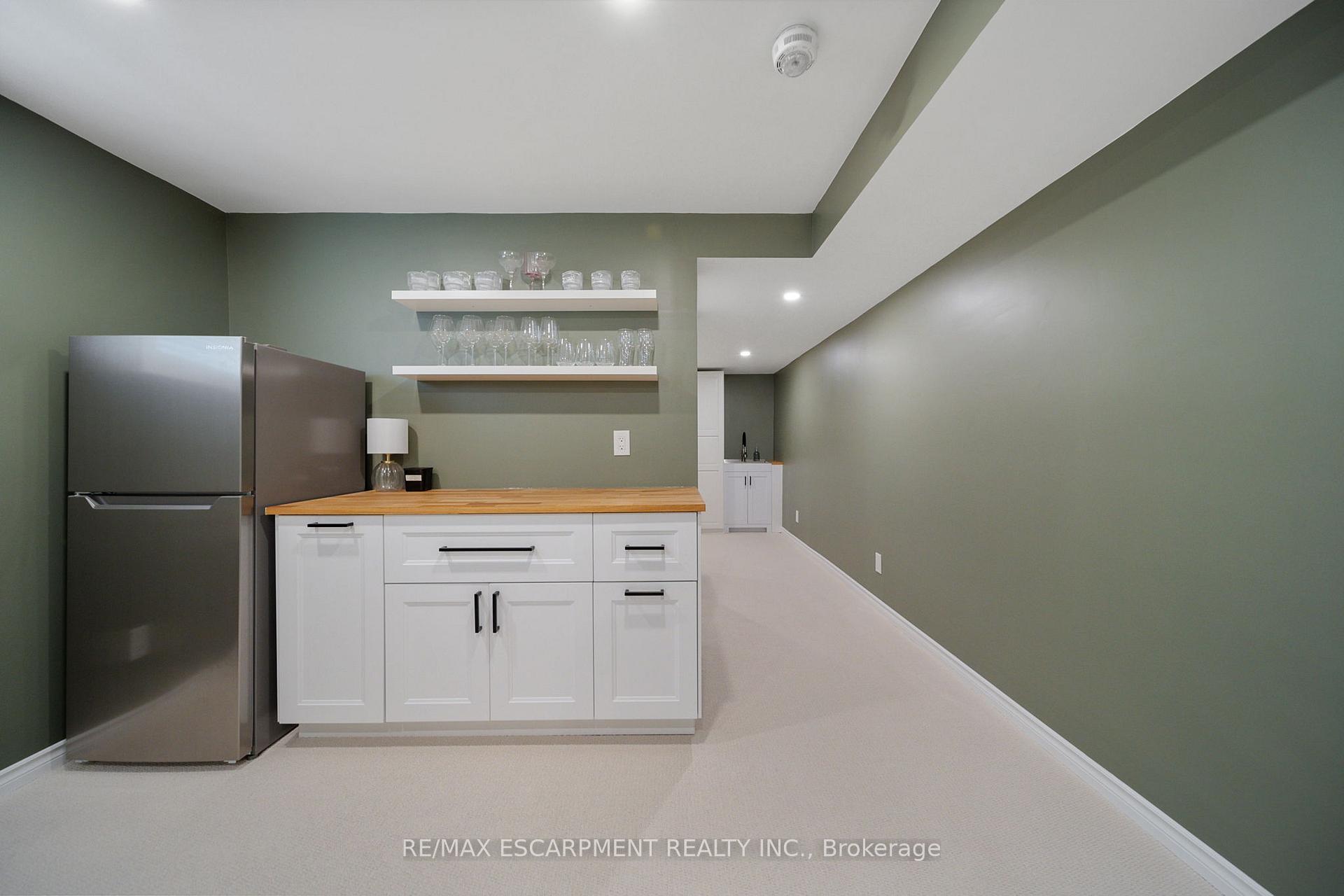 Photo 31 of 4 Basswood Road, Norfolk, Simcoe — HOMEH