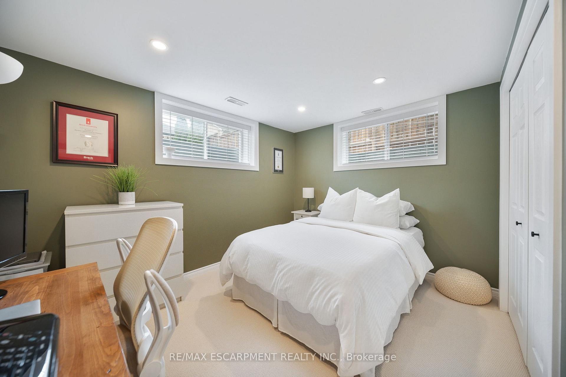 Photo 36 of 4 Basswood Road, Norfolk, Simcoe — HOMEH