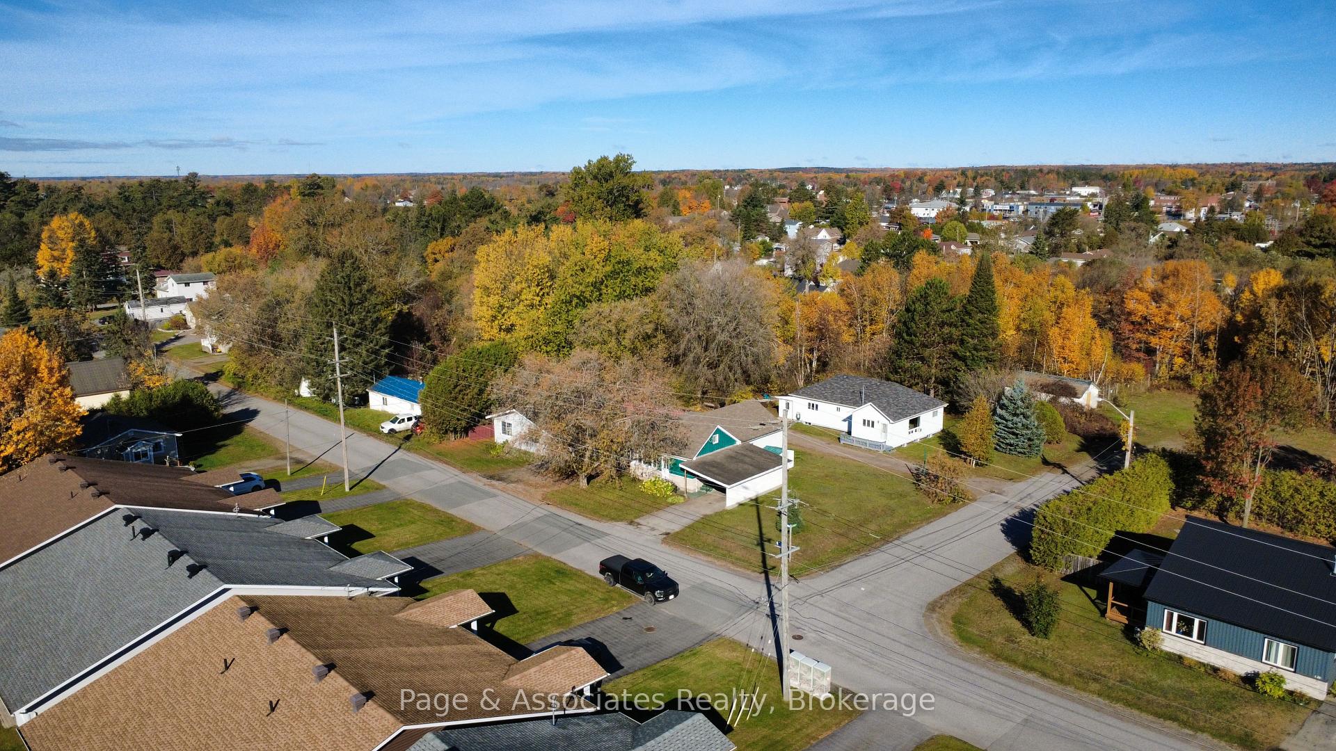 Photo 2 of 103 Second Street, West Nipissing, Sturgeon Falls — HOMEH