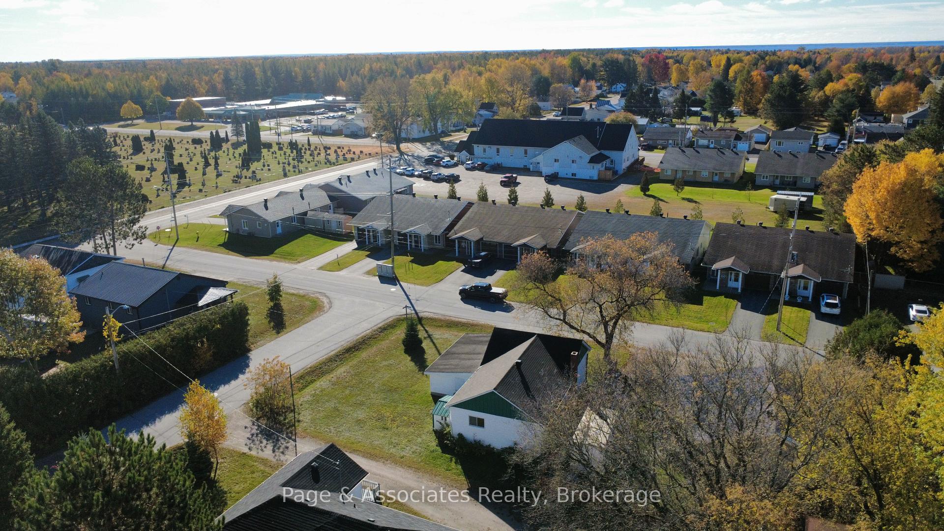 Photo 3 of 103 Second Street, West Nipissing, Sturgeon Falls — HOMEH