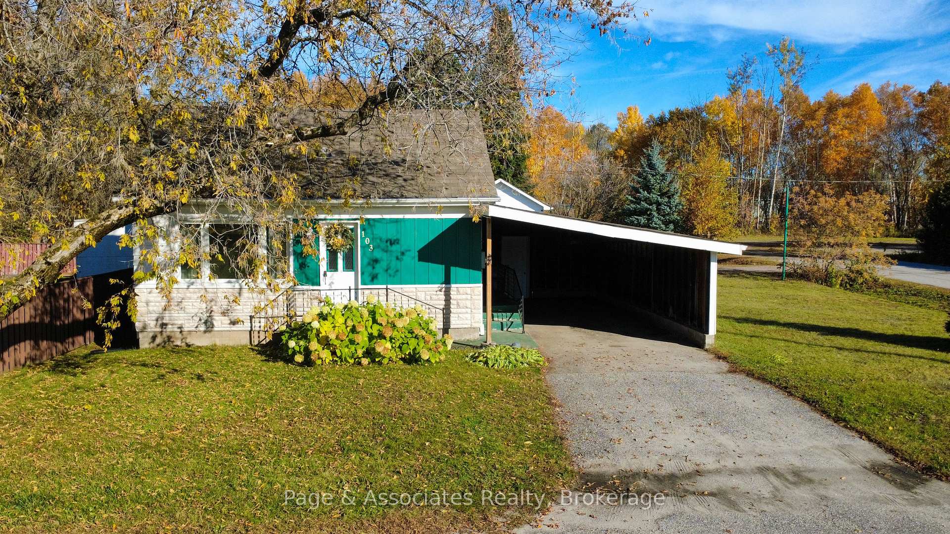 Photo 5 of 103 Second Street, West Nipissing, Sturgeon Falls — HOMEH