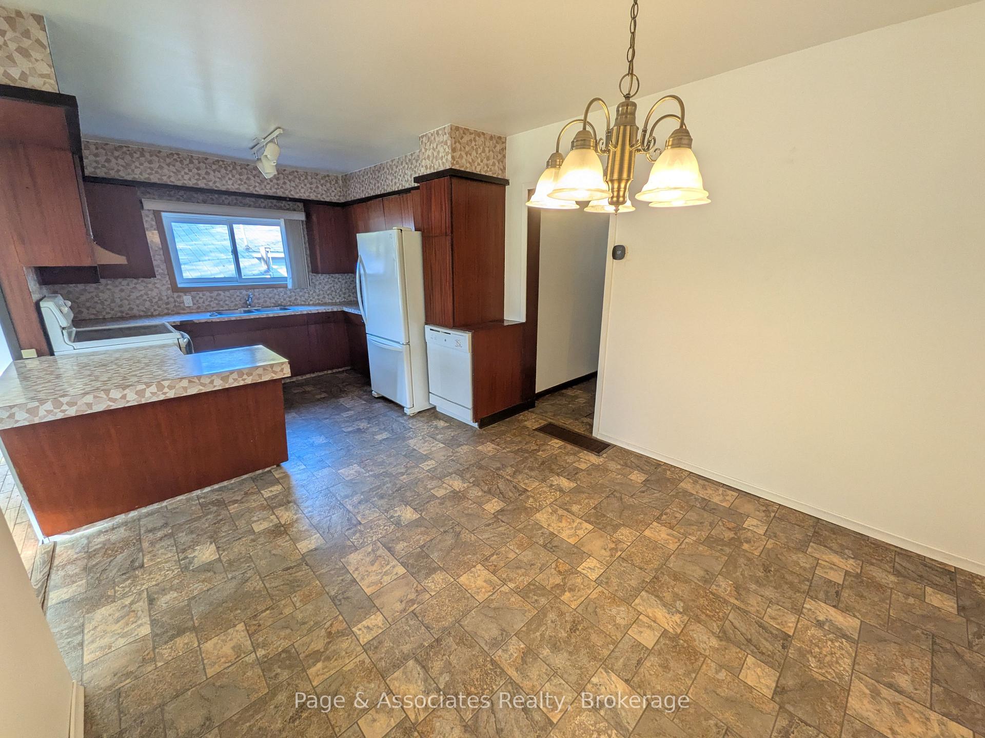 Photo 11 of 103 Second Street, West Nipissing, Sturgeon Falls — HOMEH