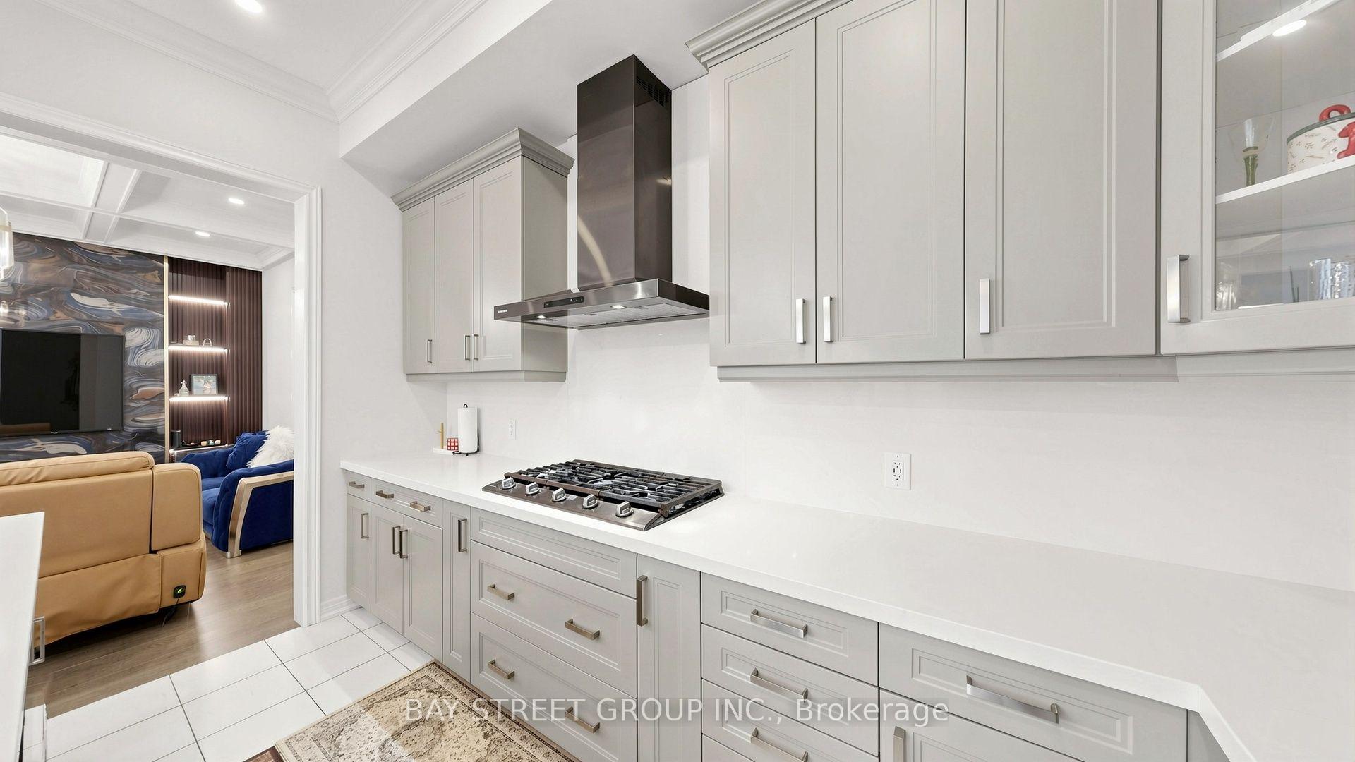 Photo 10 of 138 Zachary Crescent, Oakville, Glenorchy — HOMEH