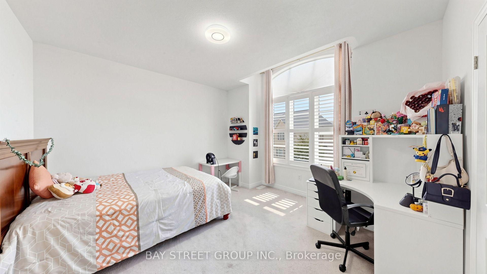 Photo 32 of 138 Zachary Crescent, Oakville, Glenorchy — HOMEH