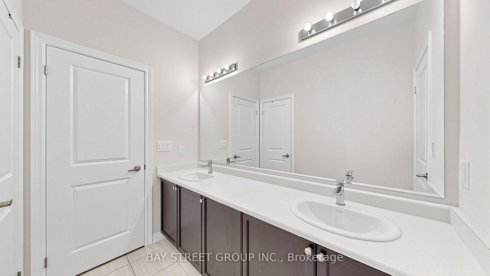Photo 35 of 138 Zachary Crescent, Oakville, Glenorchy — HOMEH