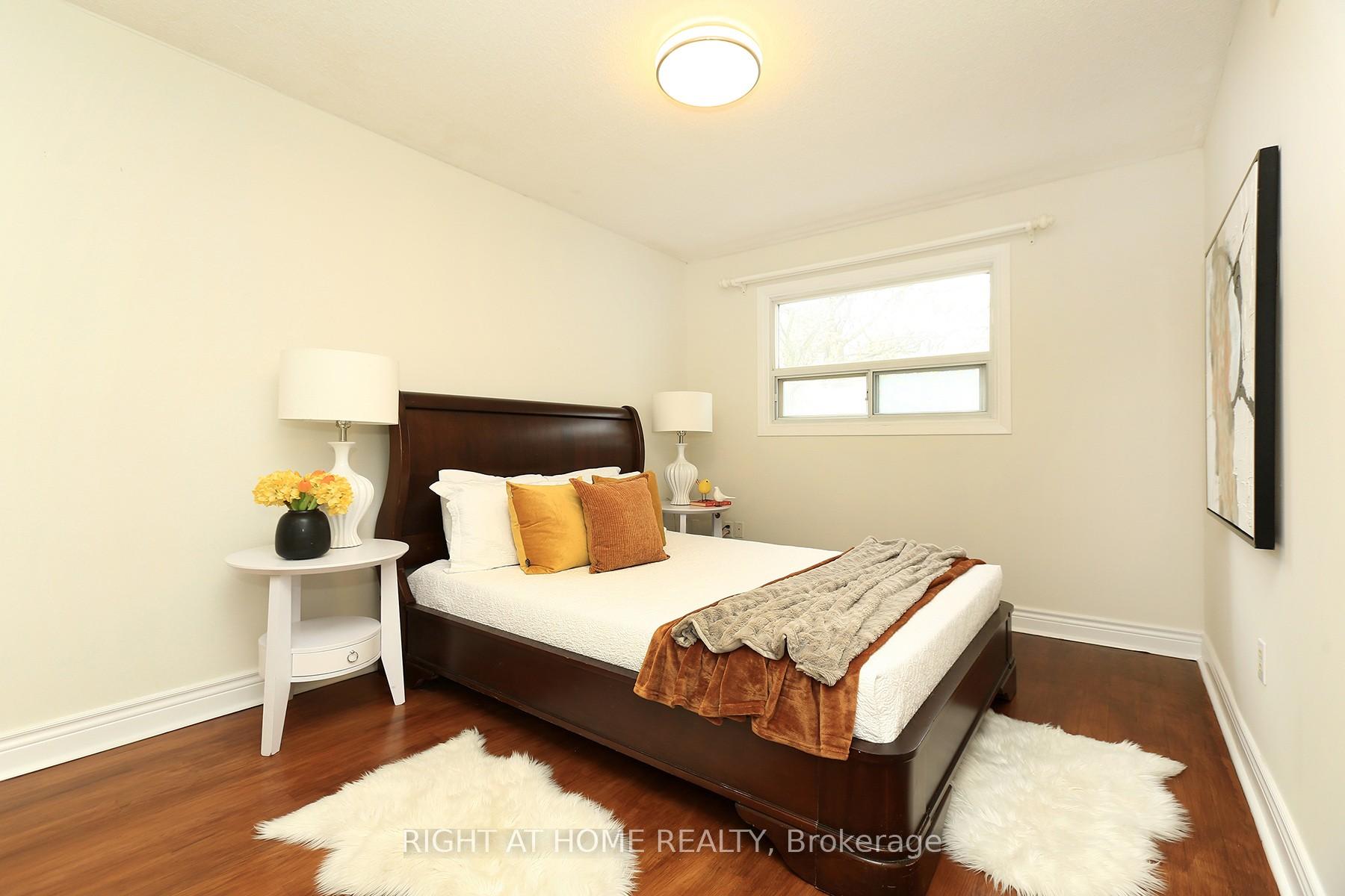 Photo 22 of 6 Snapdragon Drive, North York, Pleasant View — HOMEH