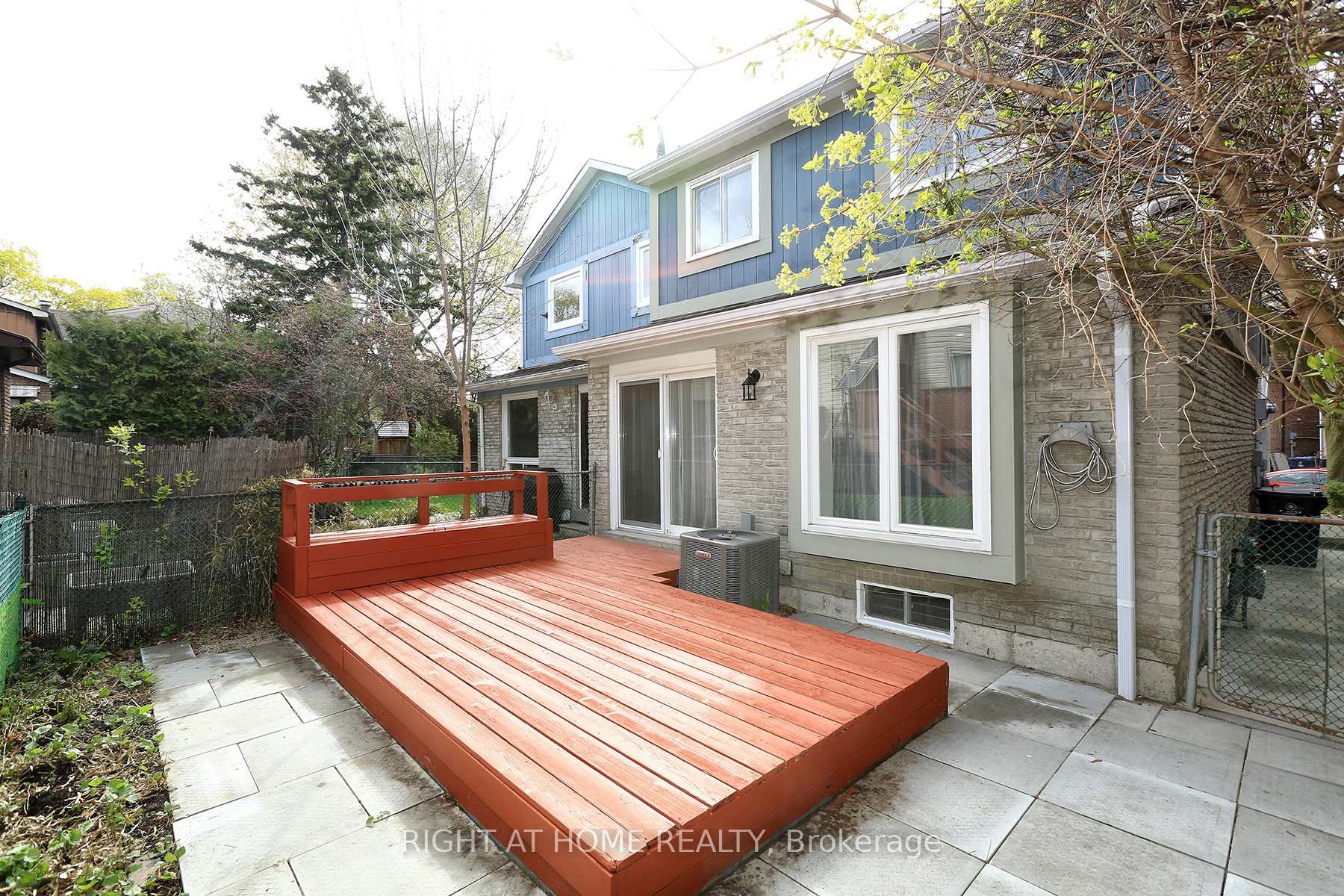 Photo 31 of 6 Snapdragon Drive, North York, Pleasant View — HOMEH