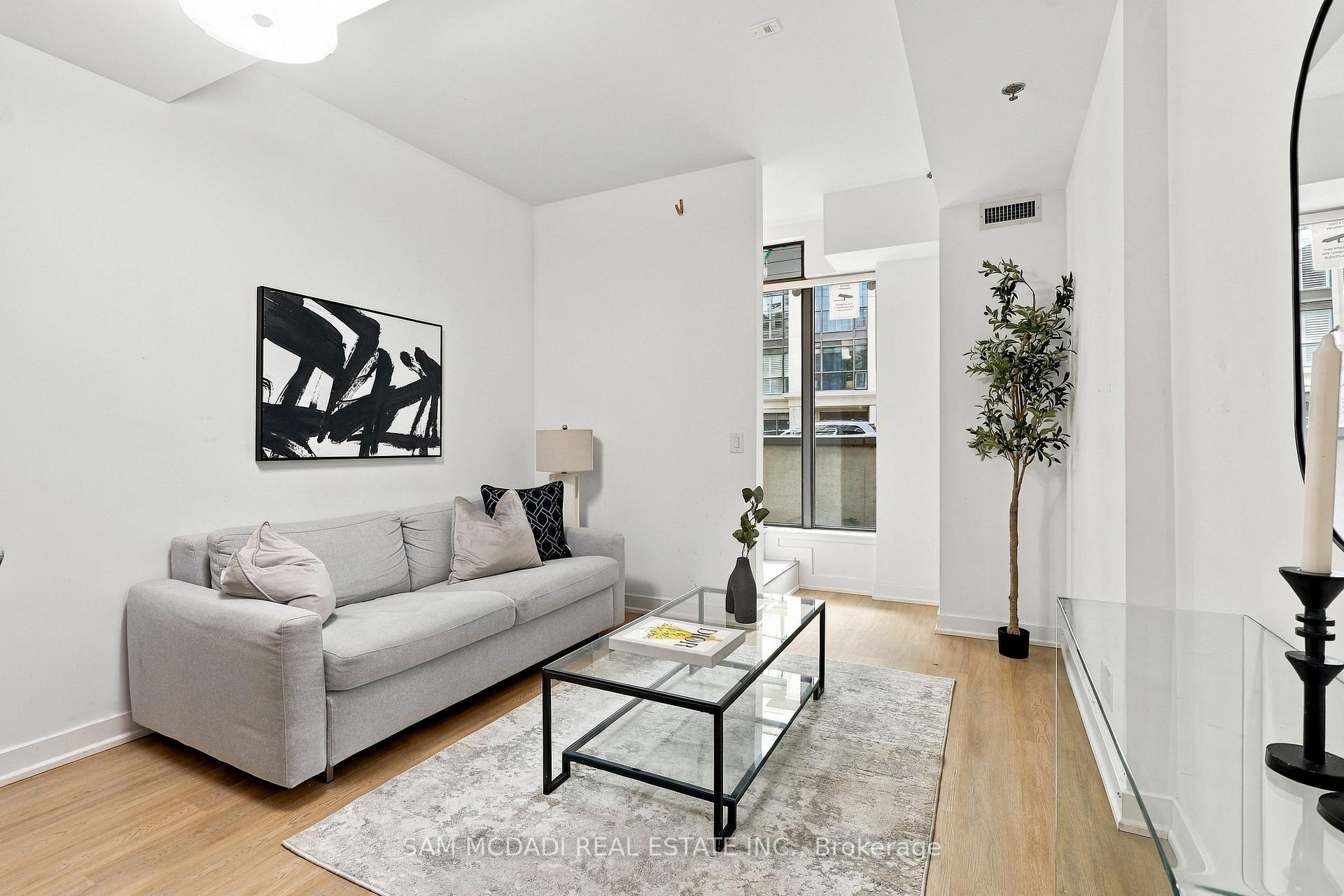 Photo 4 of Unit TH27, 15 Beverley Street, Toronto, Kensington-Chinatown — HOMEH
