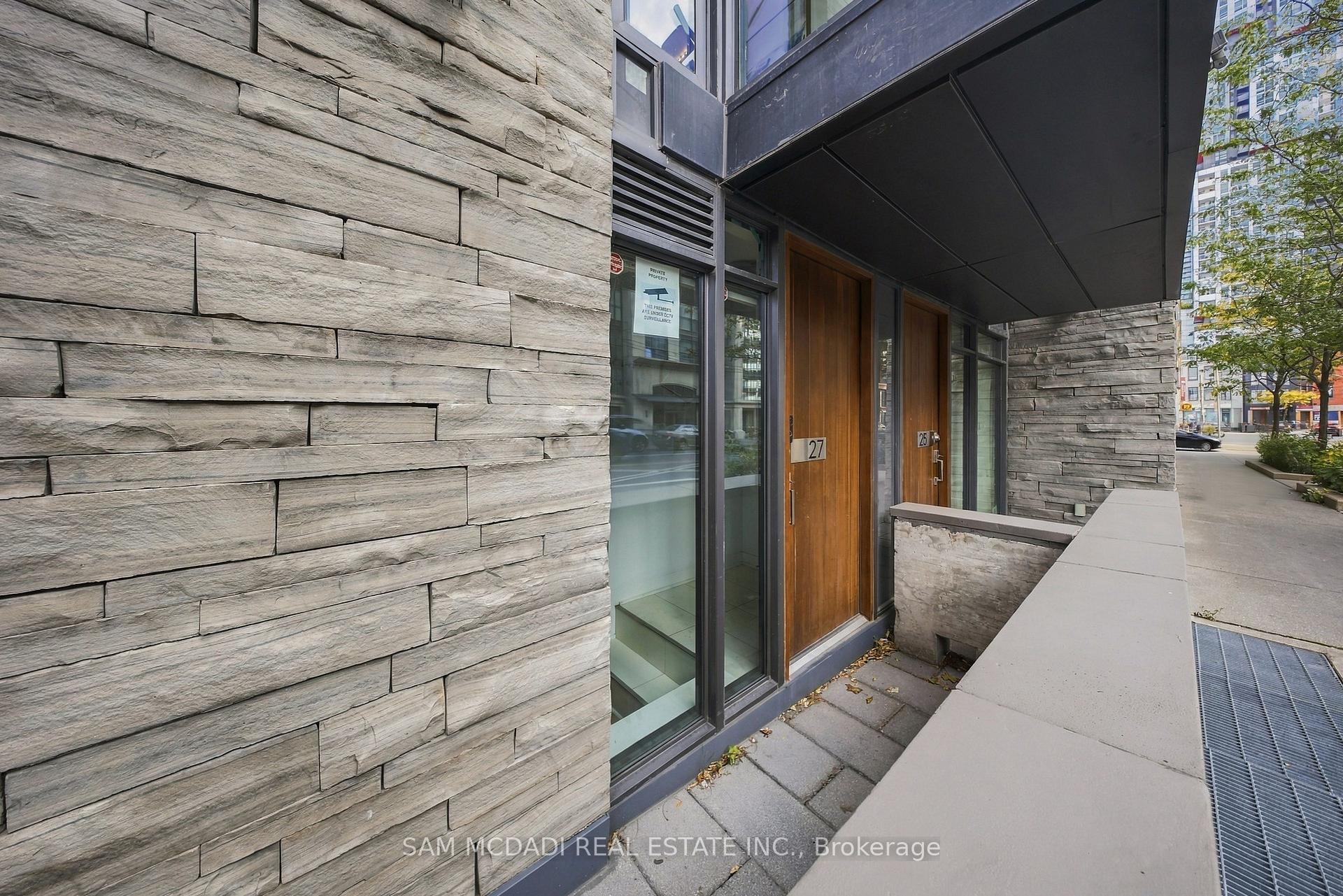 Photo 3 of Unit TH27, 15 Beverley Street, Toronto, Kensington-Chinatown — HOMEH