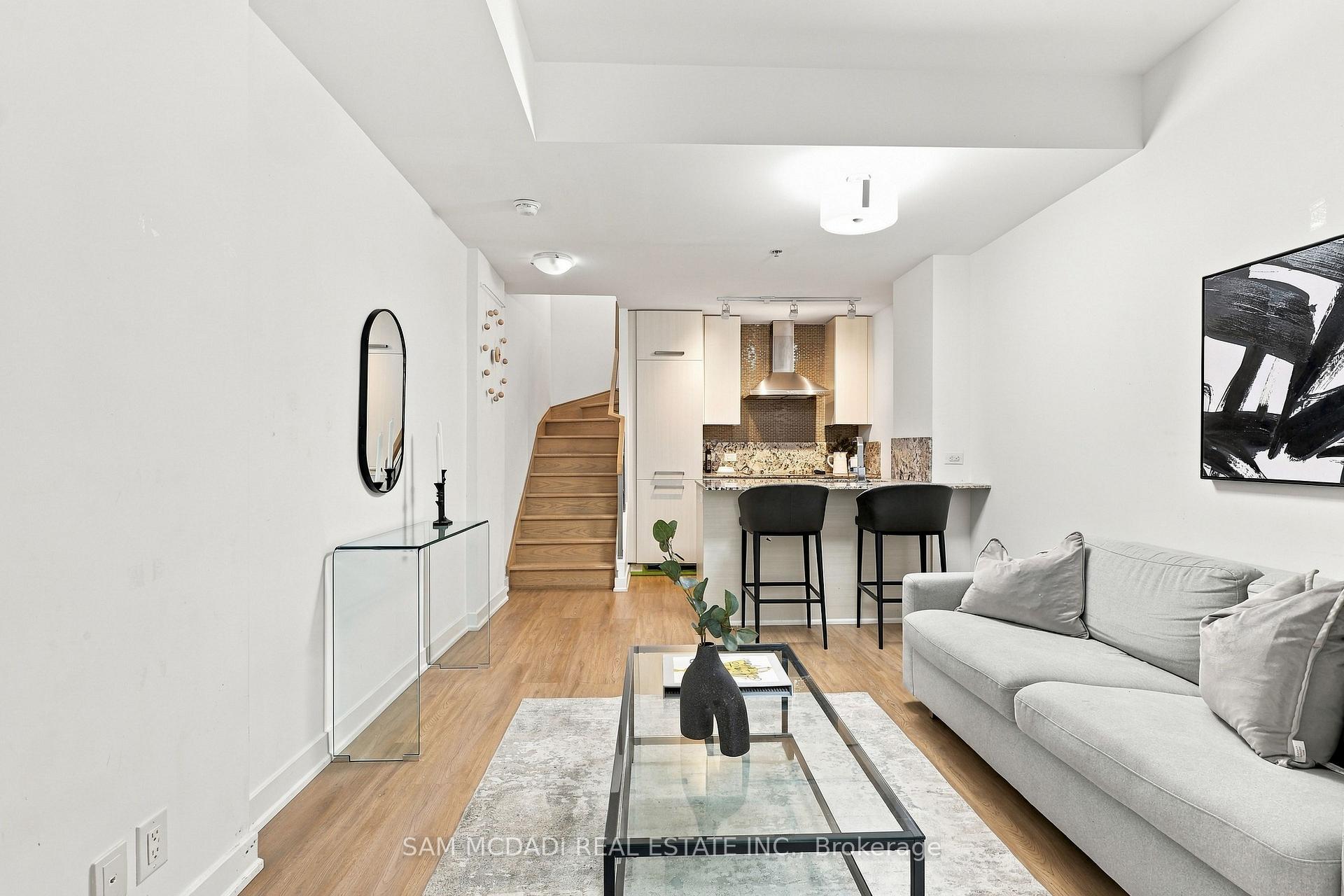 Photo 6 of Unit TH27, 15 Beverley Street, Toronto, Kensington-Chinatown — HOMEH