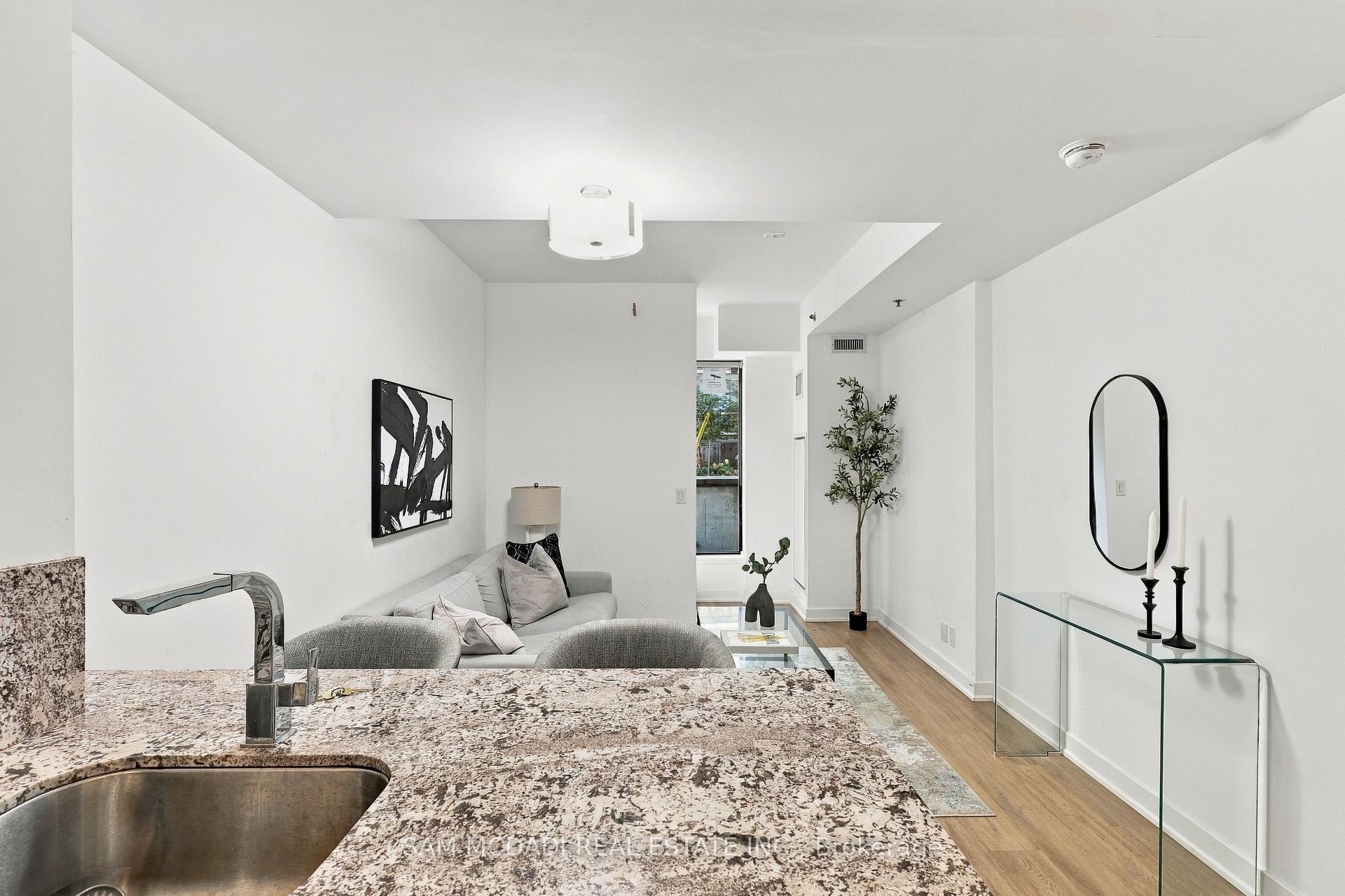 Photo 7 of Unit TH27, 15 Beverley Street, Toronto, Kensington-Chinatown — HOMEH