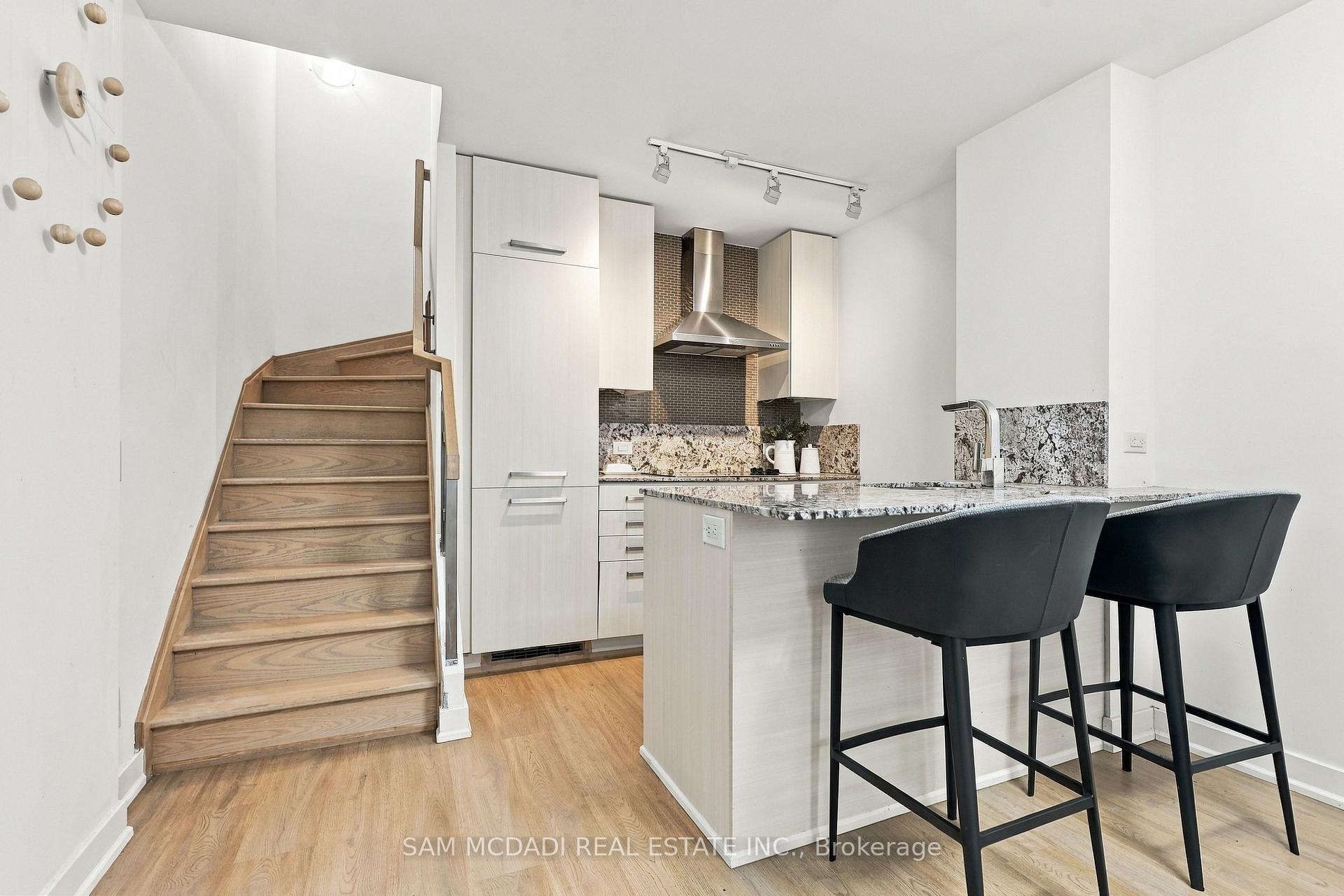 Photo 9 of Unit TH27, 15 Beverley Street, Toronto, Kensington-Chinatown — HOMEH