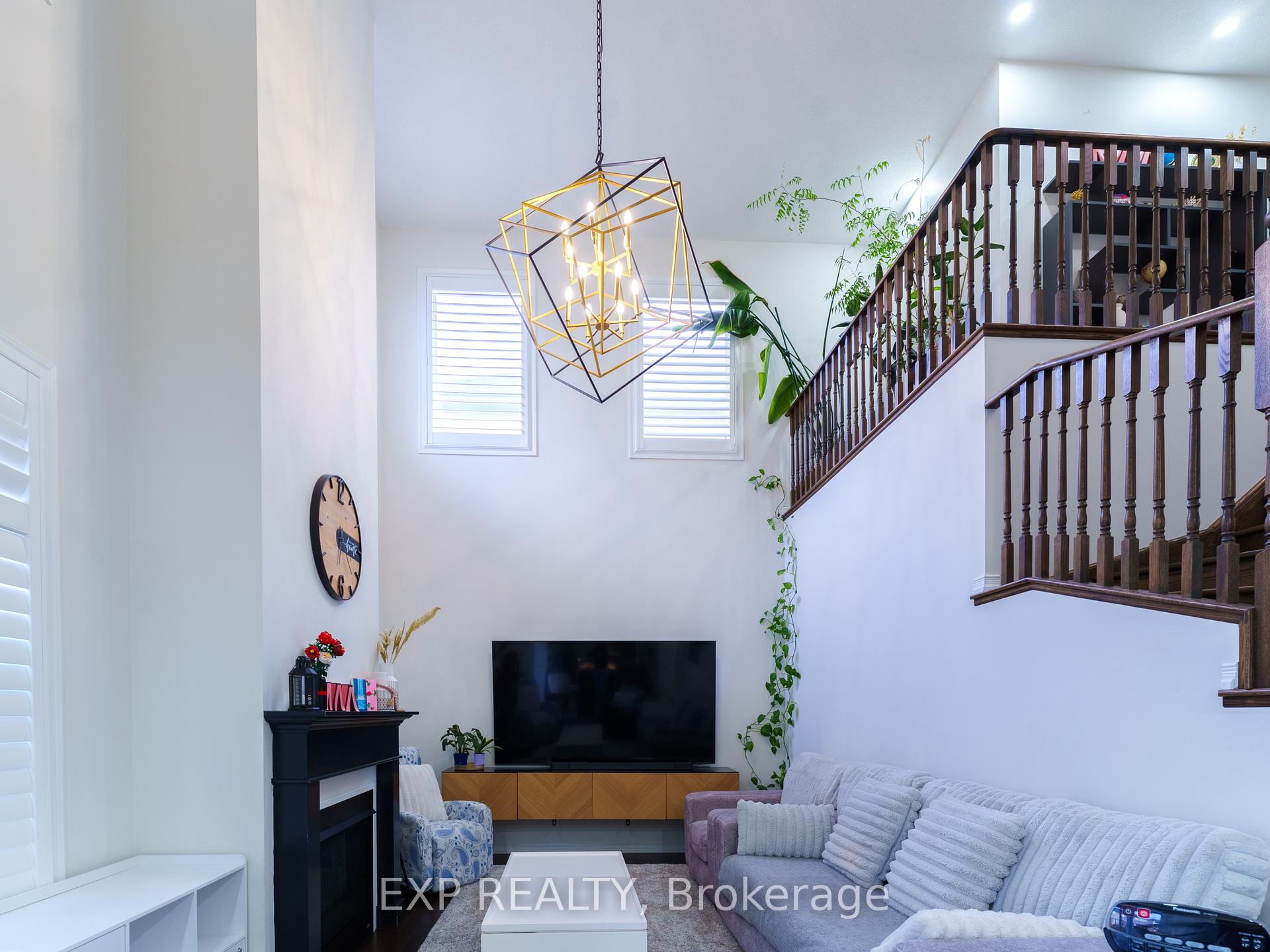 Photo 15 of 105 Powell Road, Brantford, Shellard Lane — HOMEH