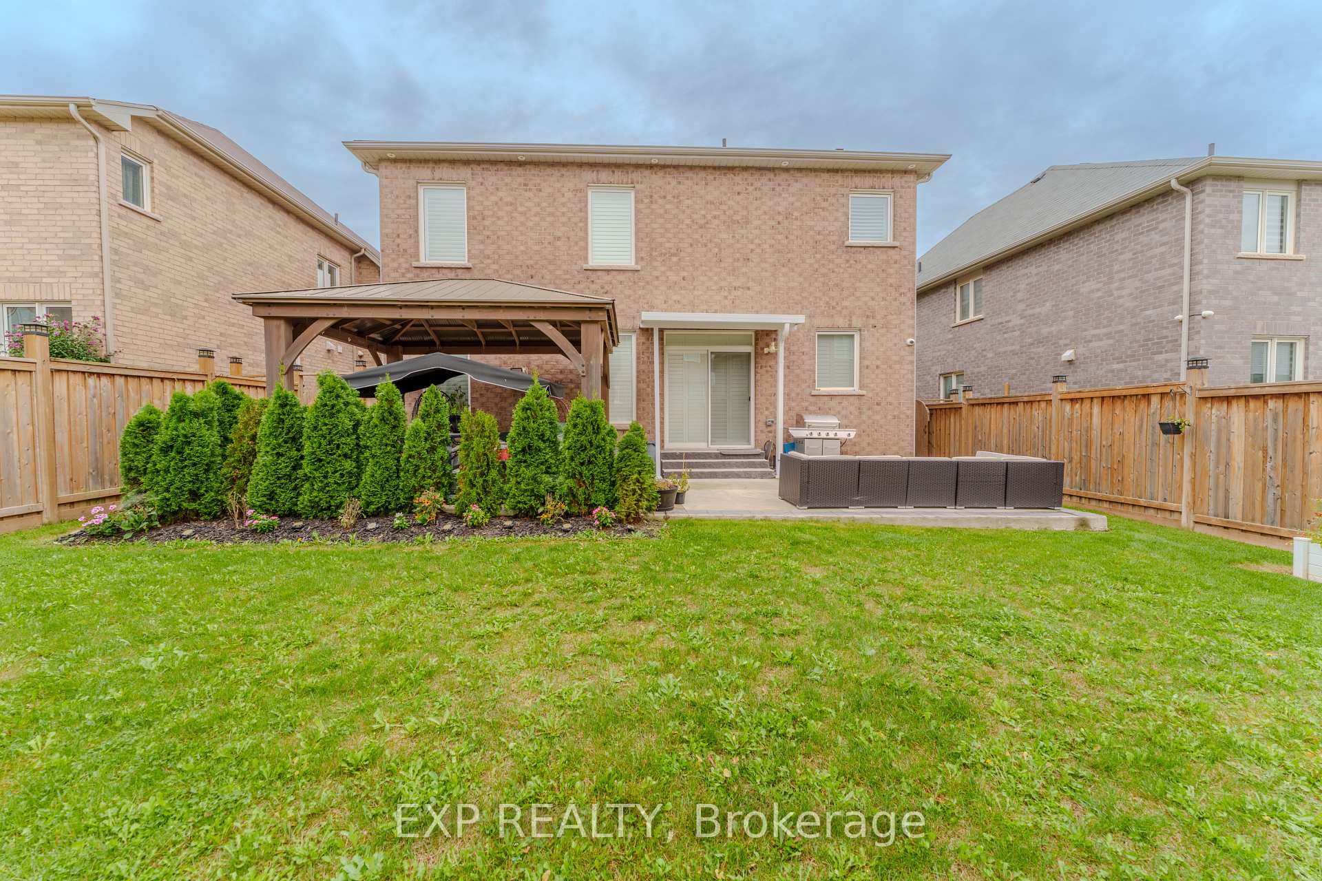 Photo 32 of 105 Powell Road, Brantford, Shellard Lane — HOMEH
