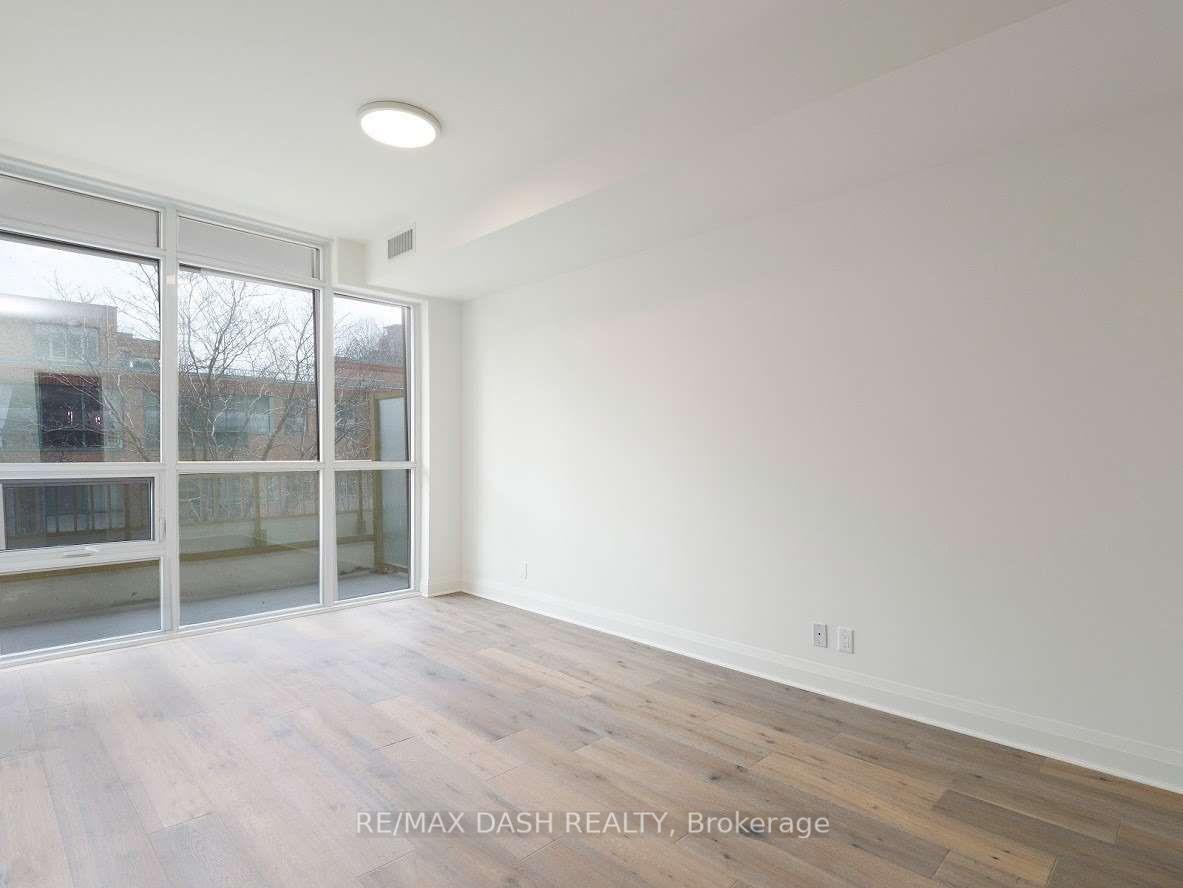 Photo 8 of Unit 306, 151 Avenue Road, Toronto, The Annex — HOMEH