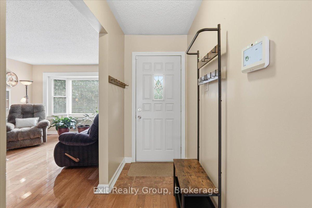 Photo 5 of 427 Townsend Road, Belleville, Thurlow Ward — HOMEH