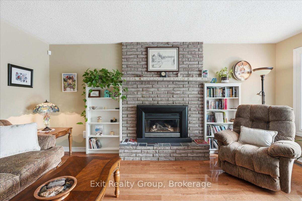 Photo 14 of 427 Townsend Road, Belleville, Thurlow Ward — HOMEH