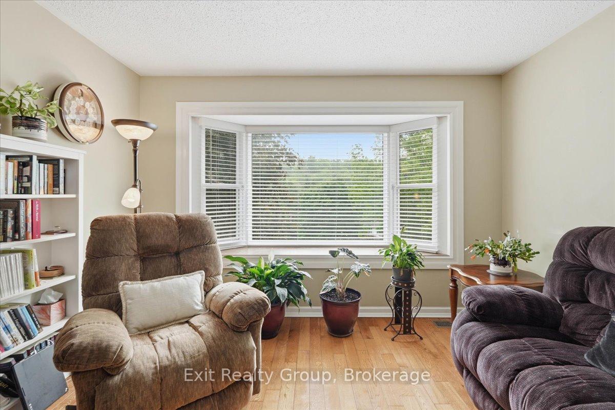 Photo 15 of 427 Townsend Road, Belleville, Thurlow Ward — HOMEH
