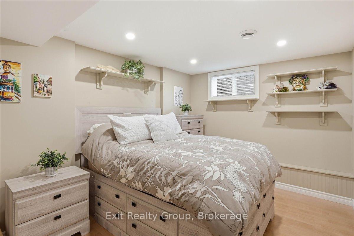 Photo 25 of 427 Townsend Road, Belleville, Thurlow Ward — HOMEH