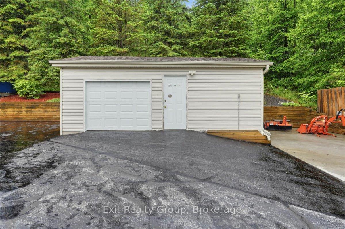 Photo 37 of 427 Townsend Road, Belleville, Thurlow Ward — HOMEH