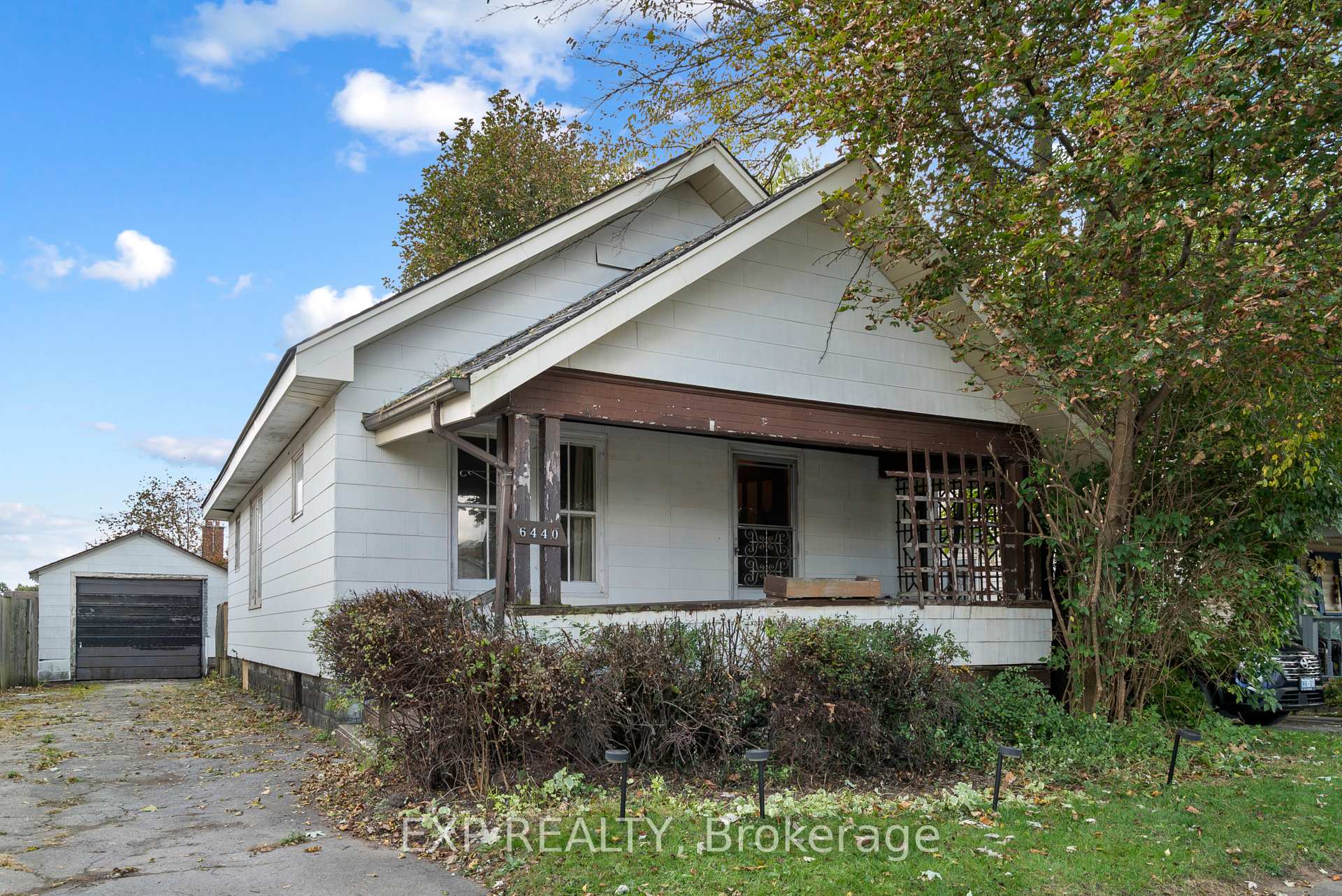 Photo of 6440 Ker Street
