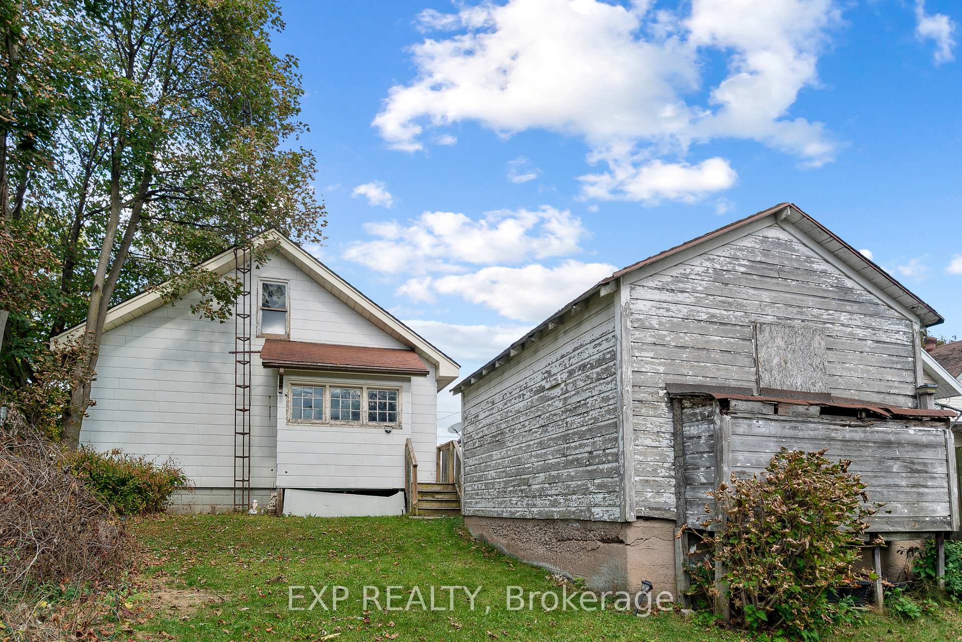 Photo 5 of 6440 Ker Street, Niagara Falls, Dorchester — HOMEH