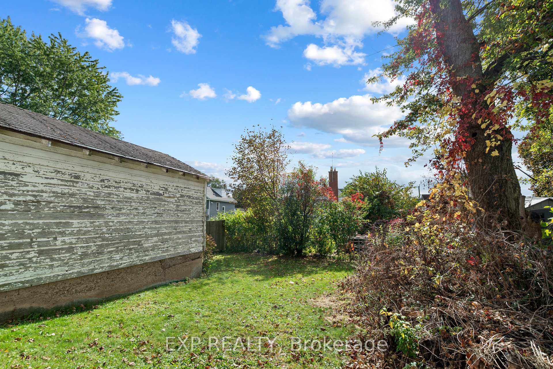 Photo 6 of 6440 Ker Street, Niagara Falls, Dorchester — HOMEH