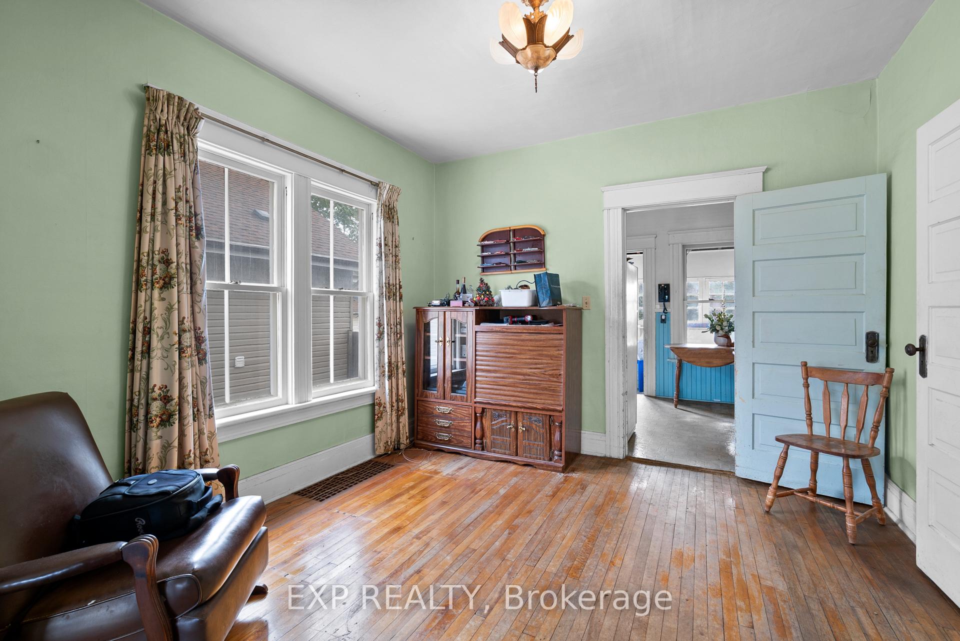 Photo 8 of 6440 Ker Street, Niagara Falls, Dorchester — HOMEH