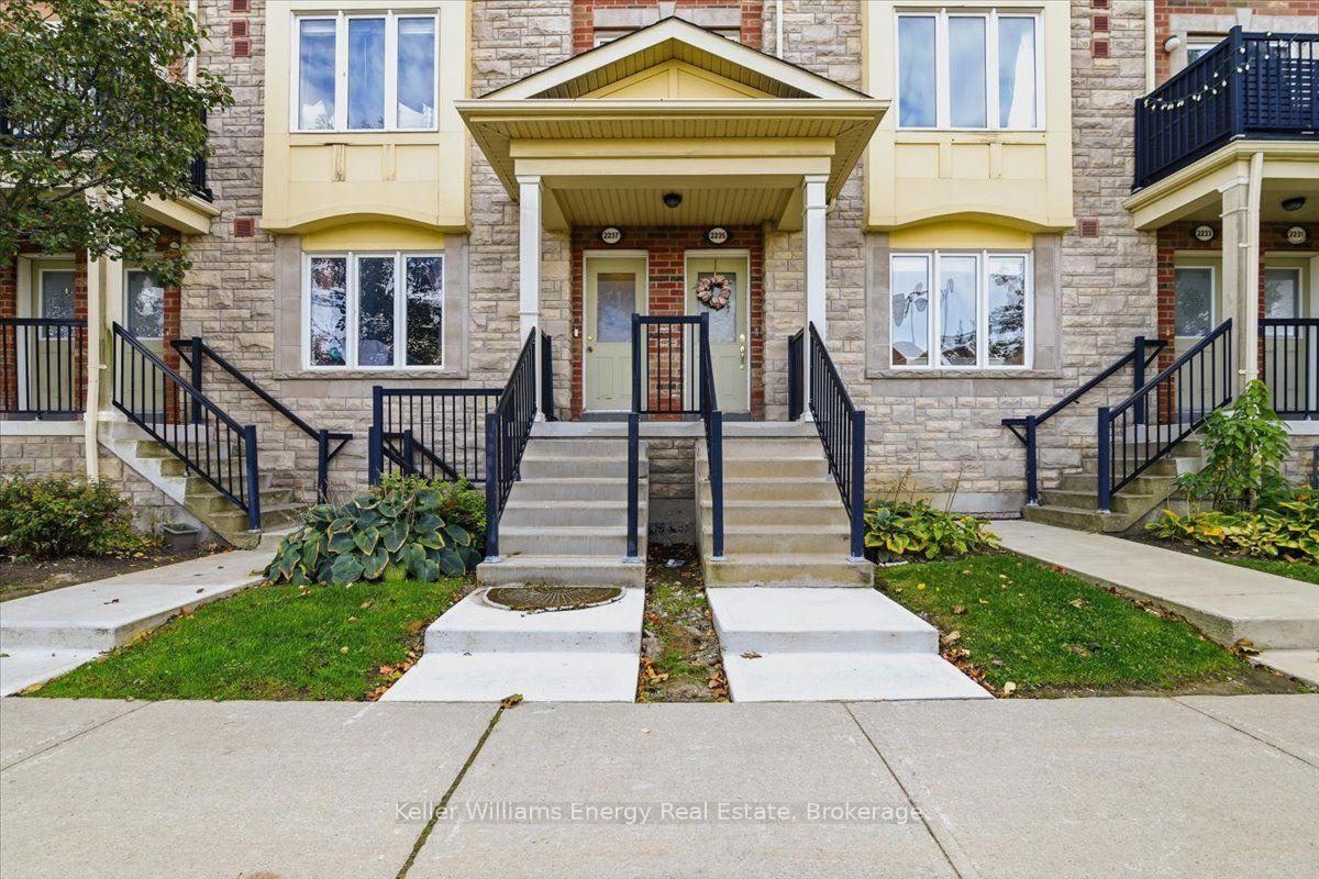 Photo 3 of Unit 82, 2237 Bur Oak Avenue, Markham, Greensborough — HOMEH