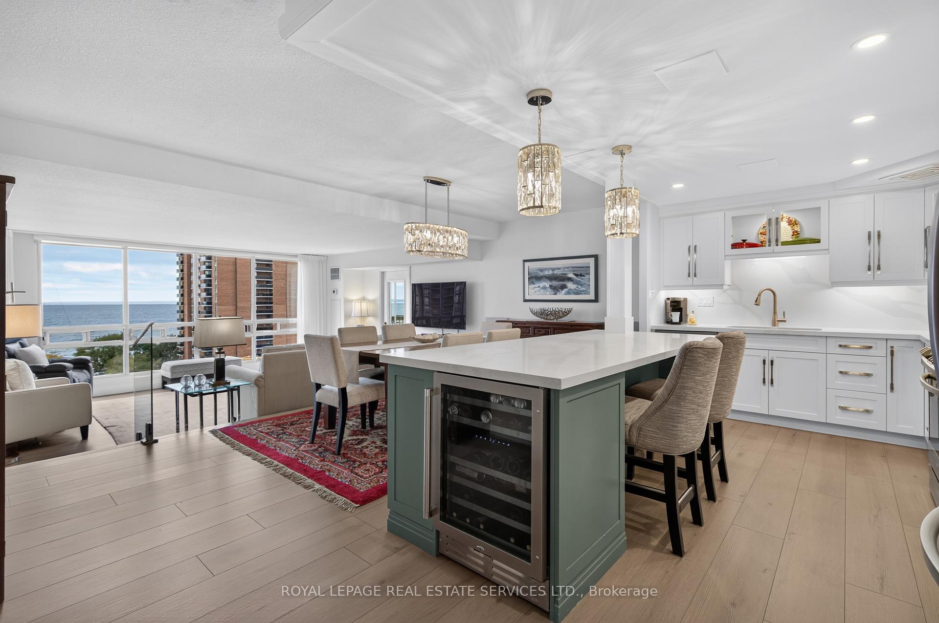 Photo 8 of Unit 1001, 2185 Marine Drive, Oakville, Bronte — HOMEH