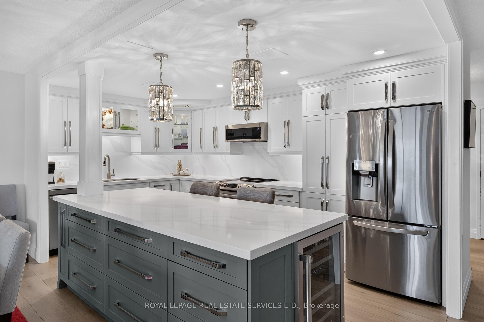 Photo 9 of Unit 1001, 2185 Marine Drive, Oakville, Bronte — HOMEH