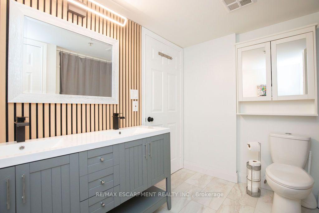 Photo 15 of Unit 207, 1480 Bishops Gate, Oakville, Glen Abbey — HOMEH